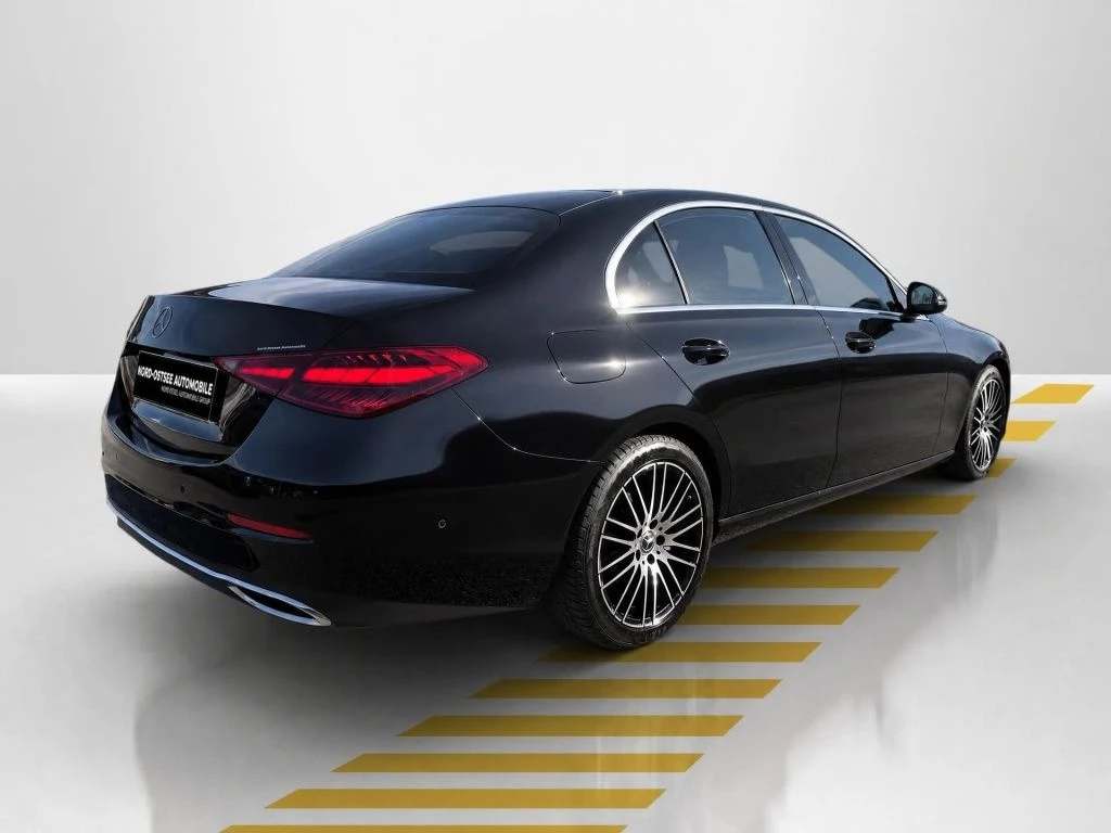 Mercedes-Benz-C-Klasse 200 d-image-14