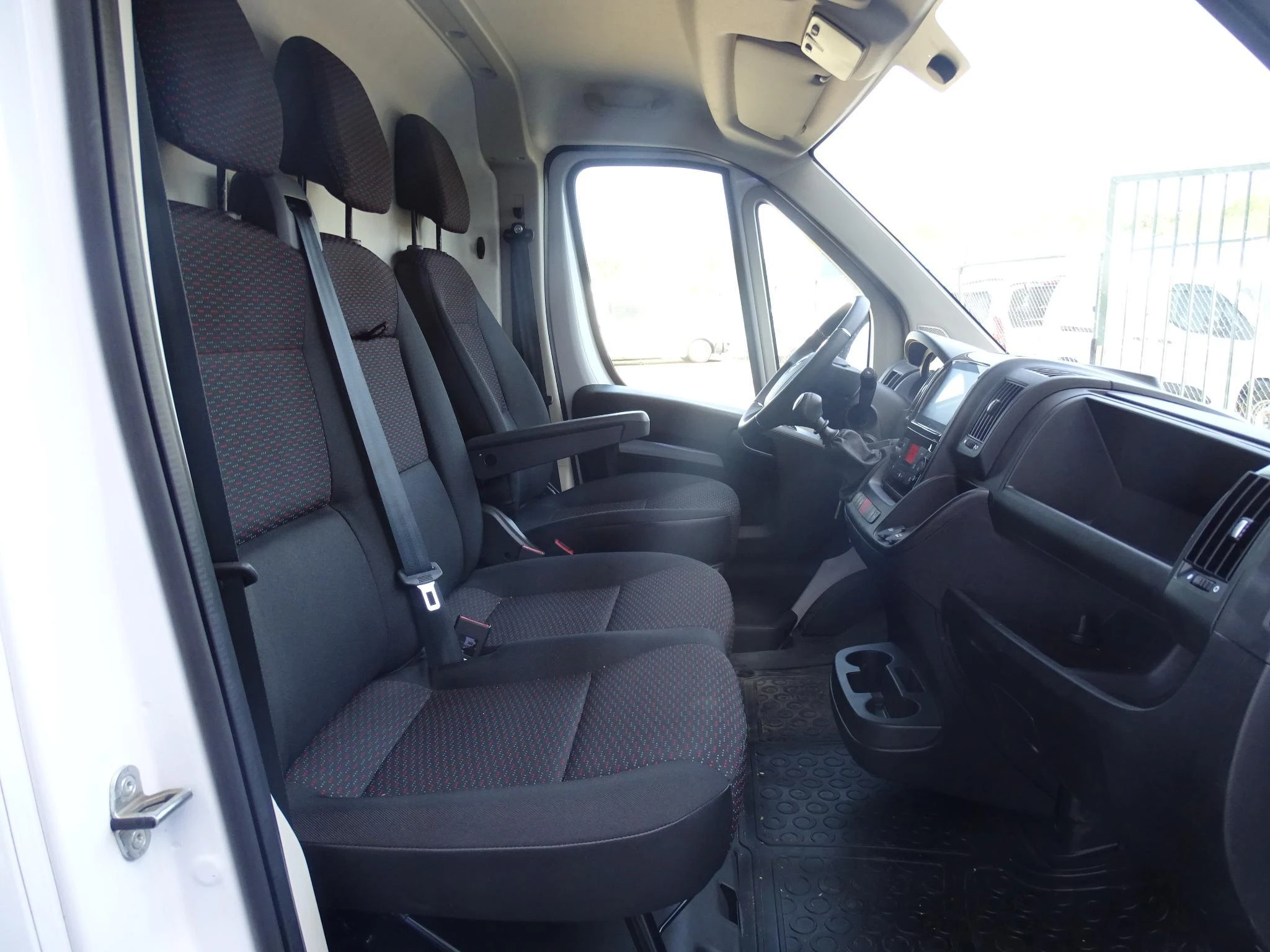 Opel-Movano-image-6