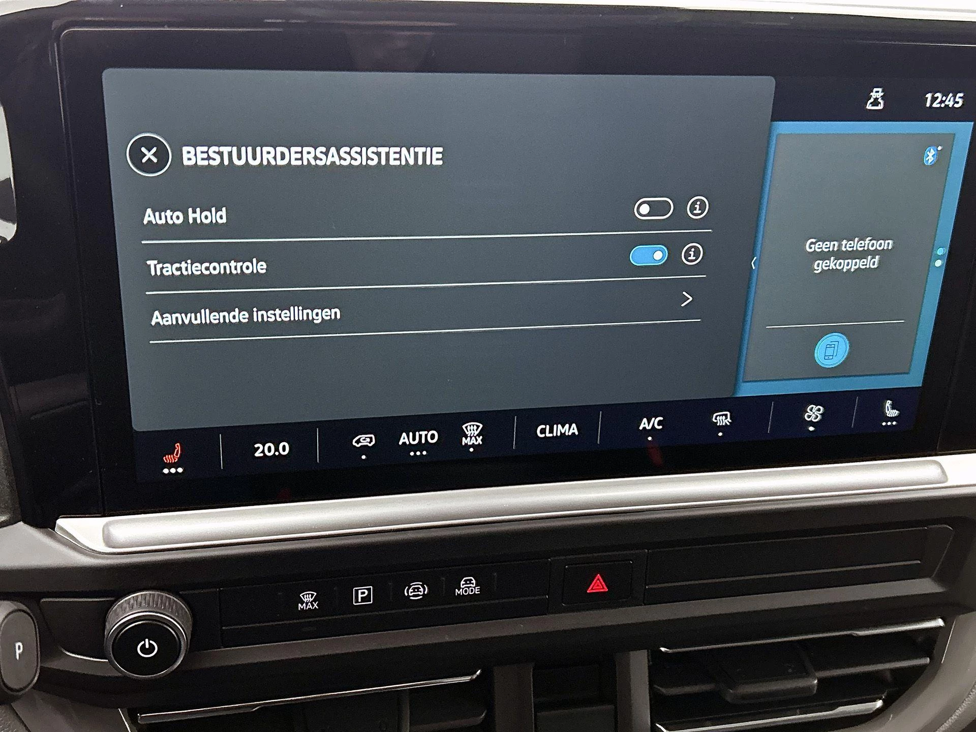 Volkswagen-e-Transporter-image-9