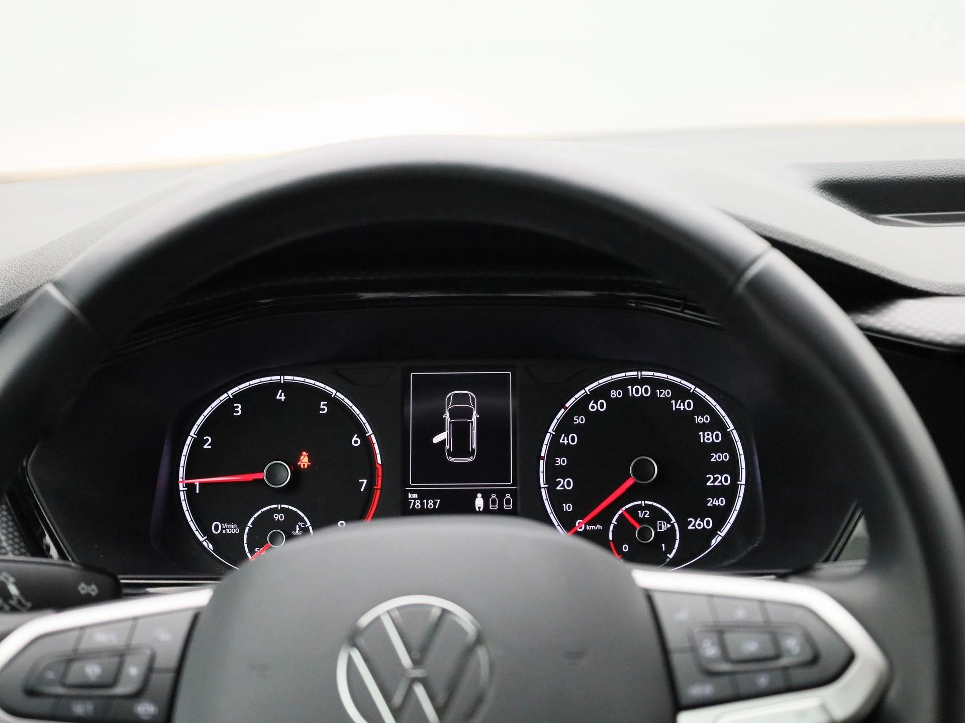 Volkswagen-T-Cross-image-7