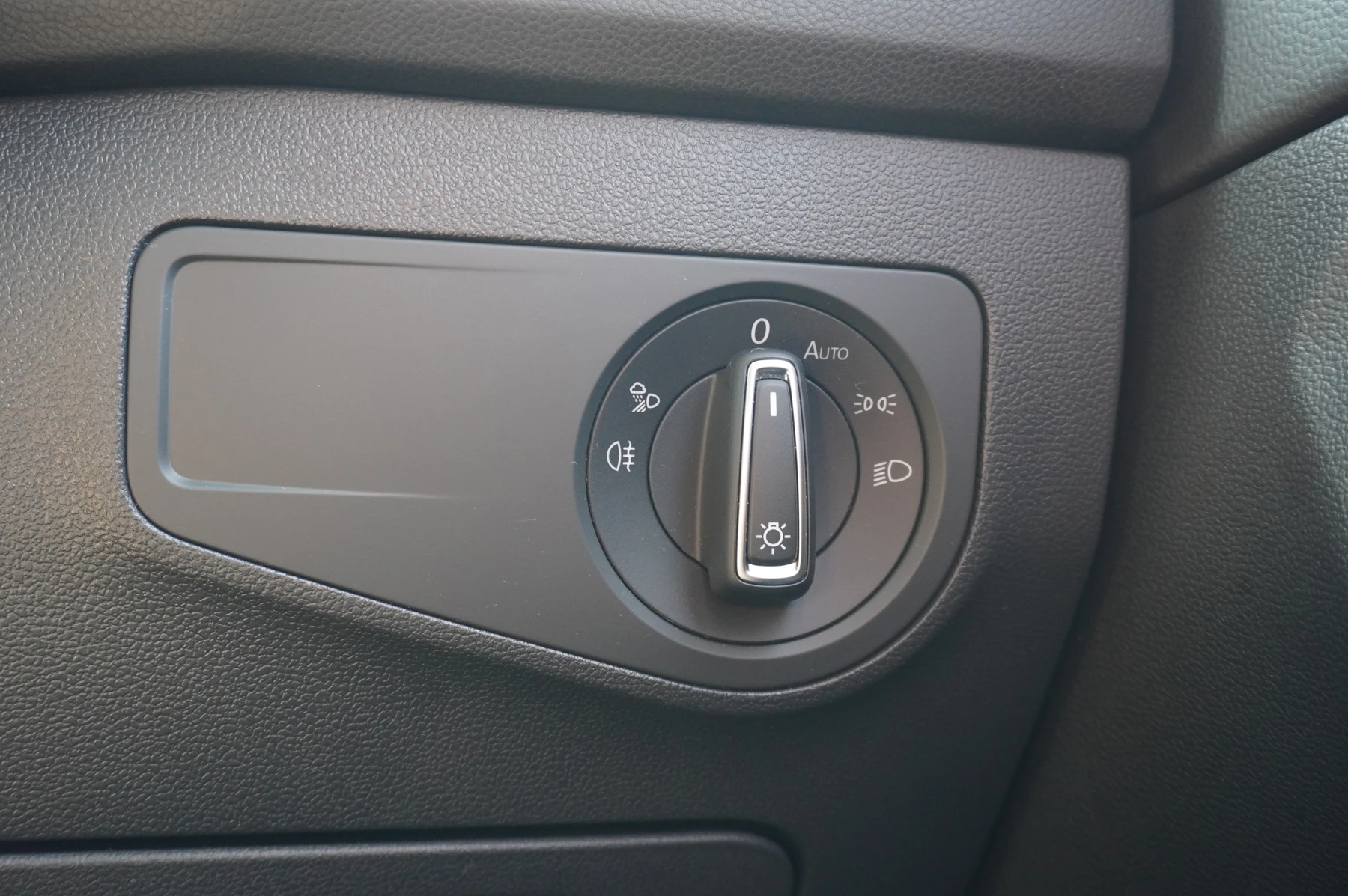 Volkswagen-Tiguan Allspace-image-34