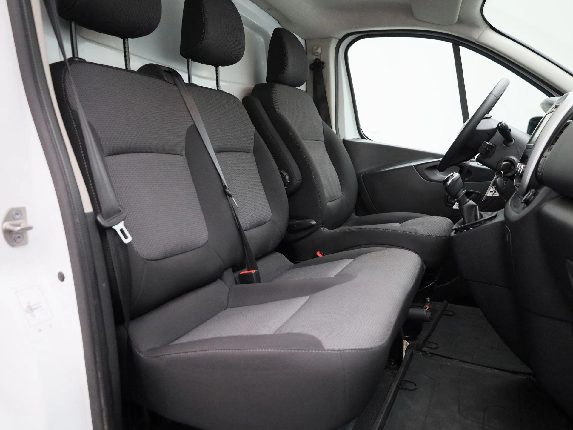 Renault Trafic 2.0 dCi 120 T29 L2H1 Work Edition