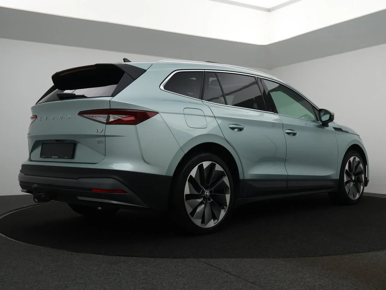 Škoda-Enyaq iV-image-6