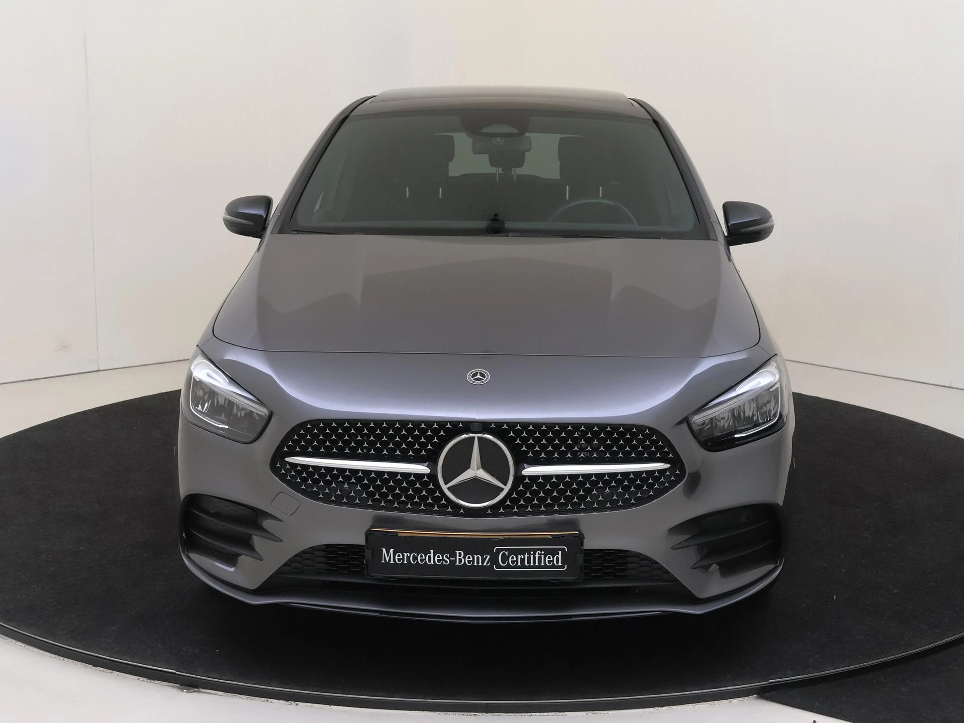 Mercedes-Benz-B-Klasse-image-5