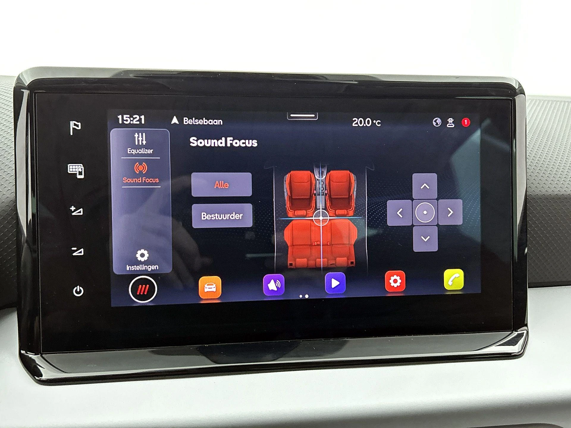 SEAT-Arona-image-11