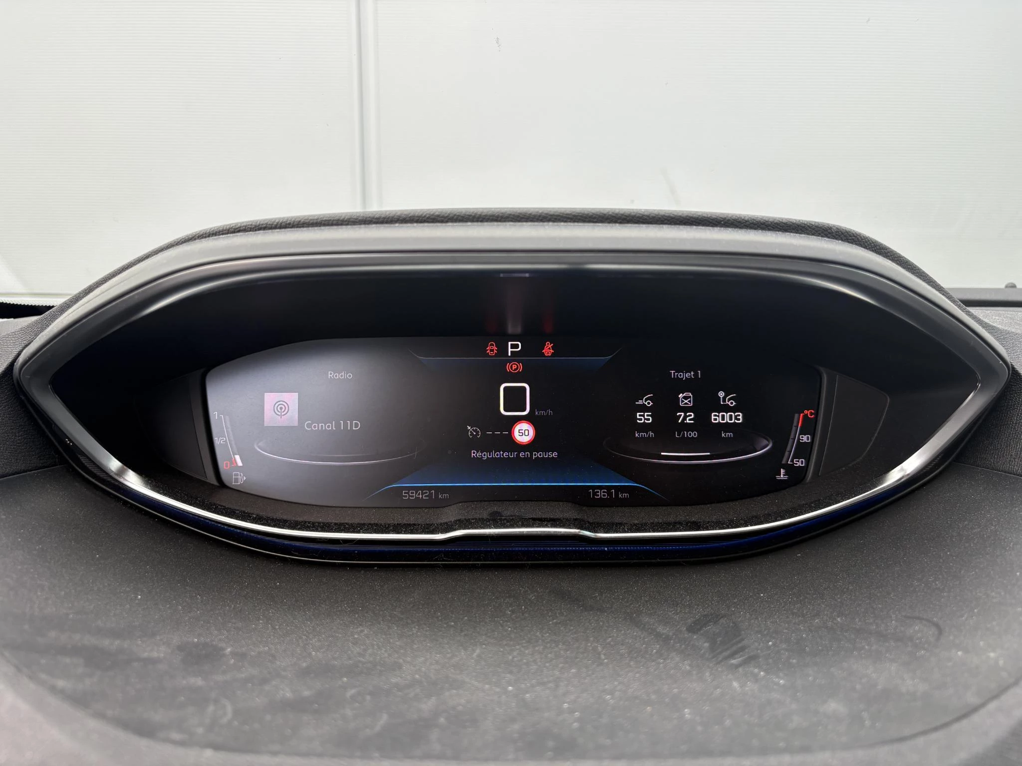 Peugeot-5008-image-10