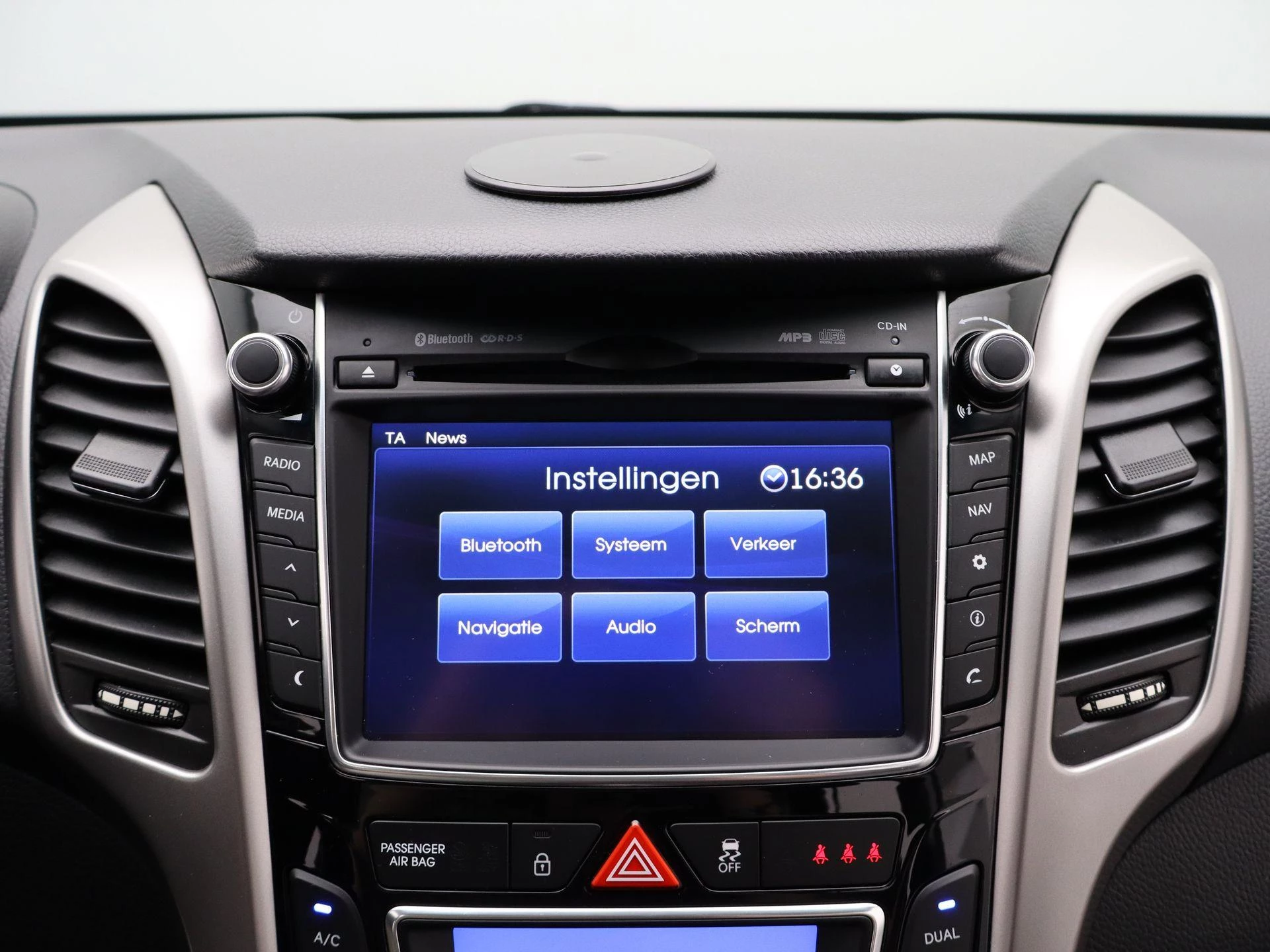 Hyundai i30 1.6 GDI Go! |