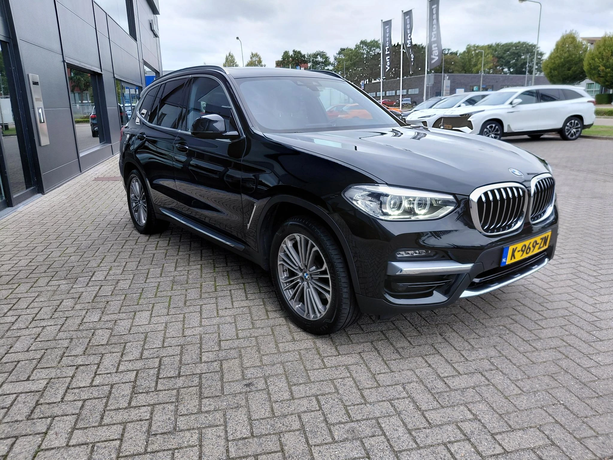 BMW-X3-image-8