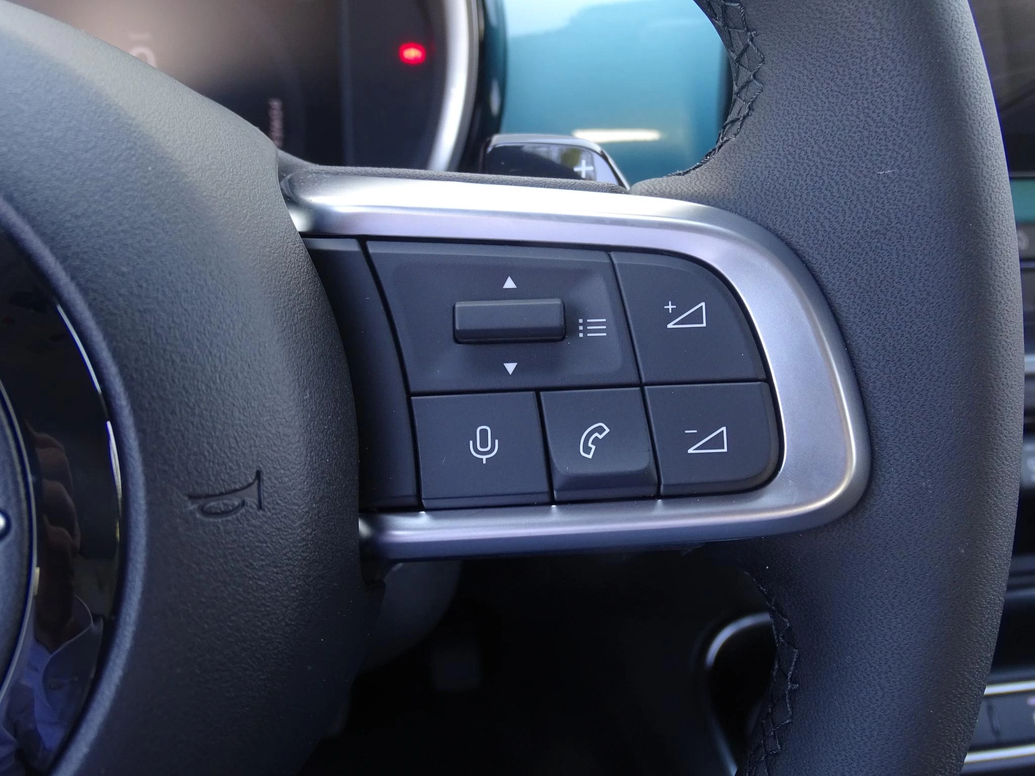Fiat 600 1.2 Hybrid 145cv DCT Icon