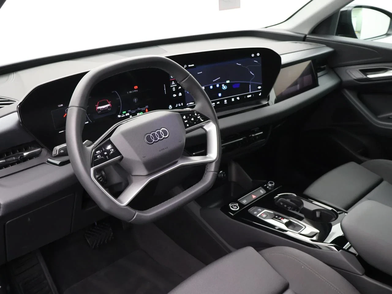 Audi-Q6 e-tron-image-8