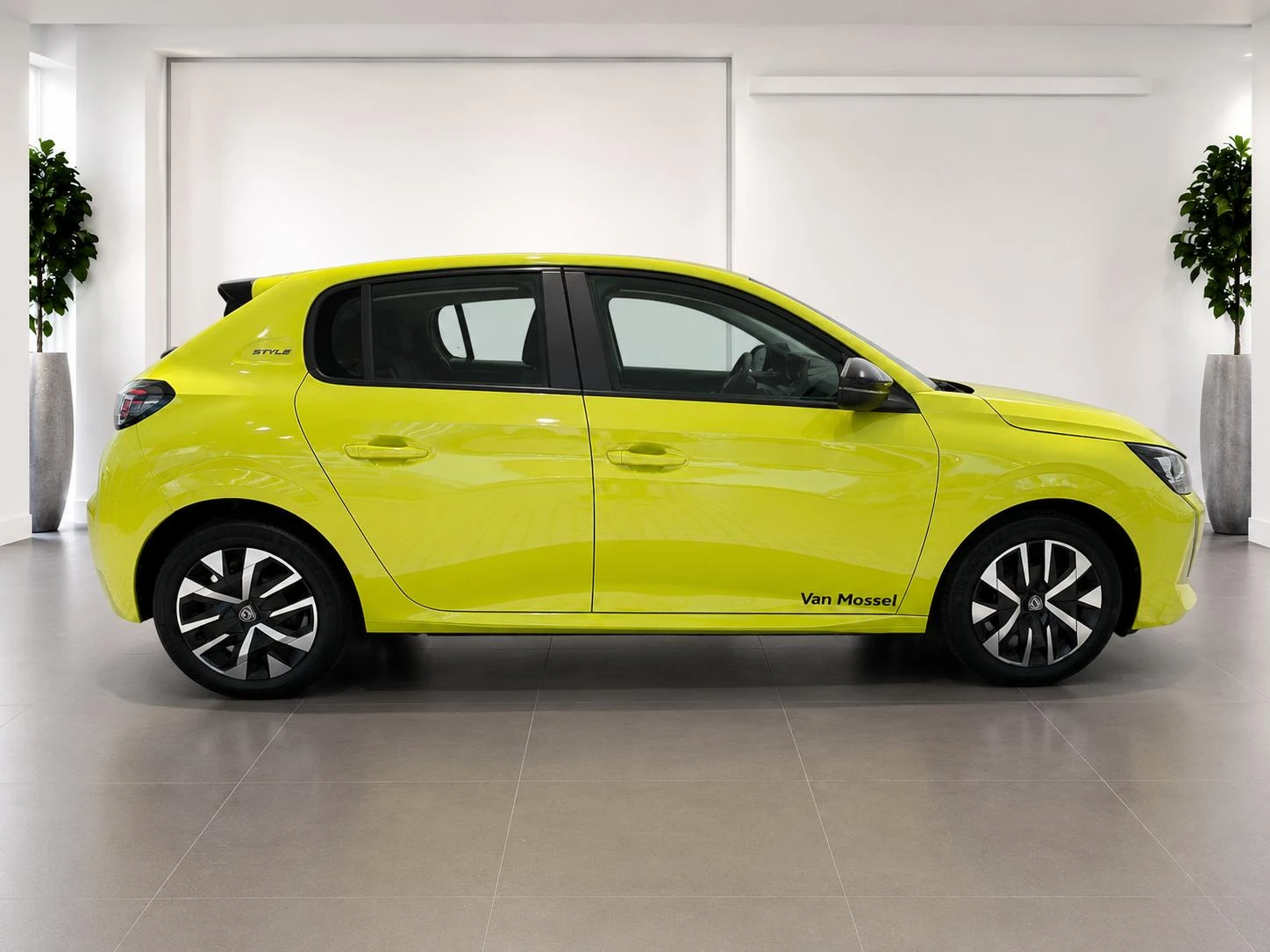 Peugeot-208-image-2
