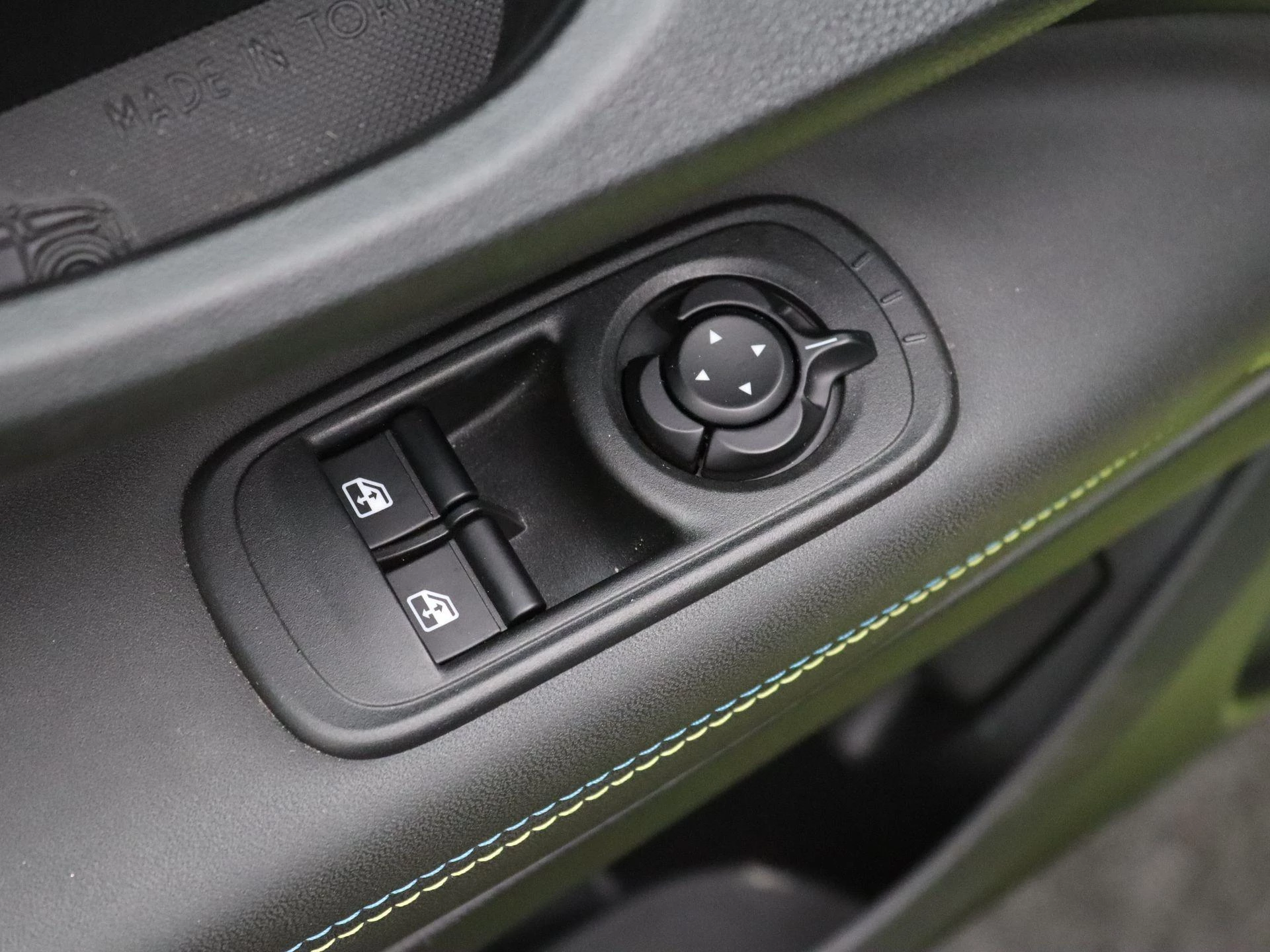 Abarth-500e-image-22