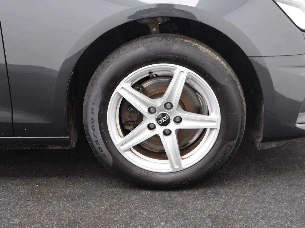 Audi-A4-image-9