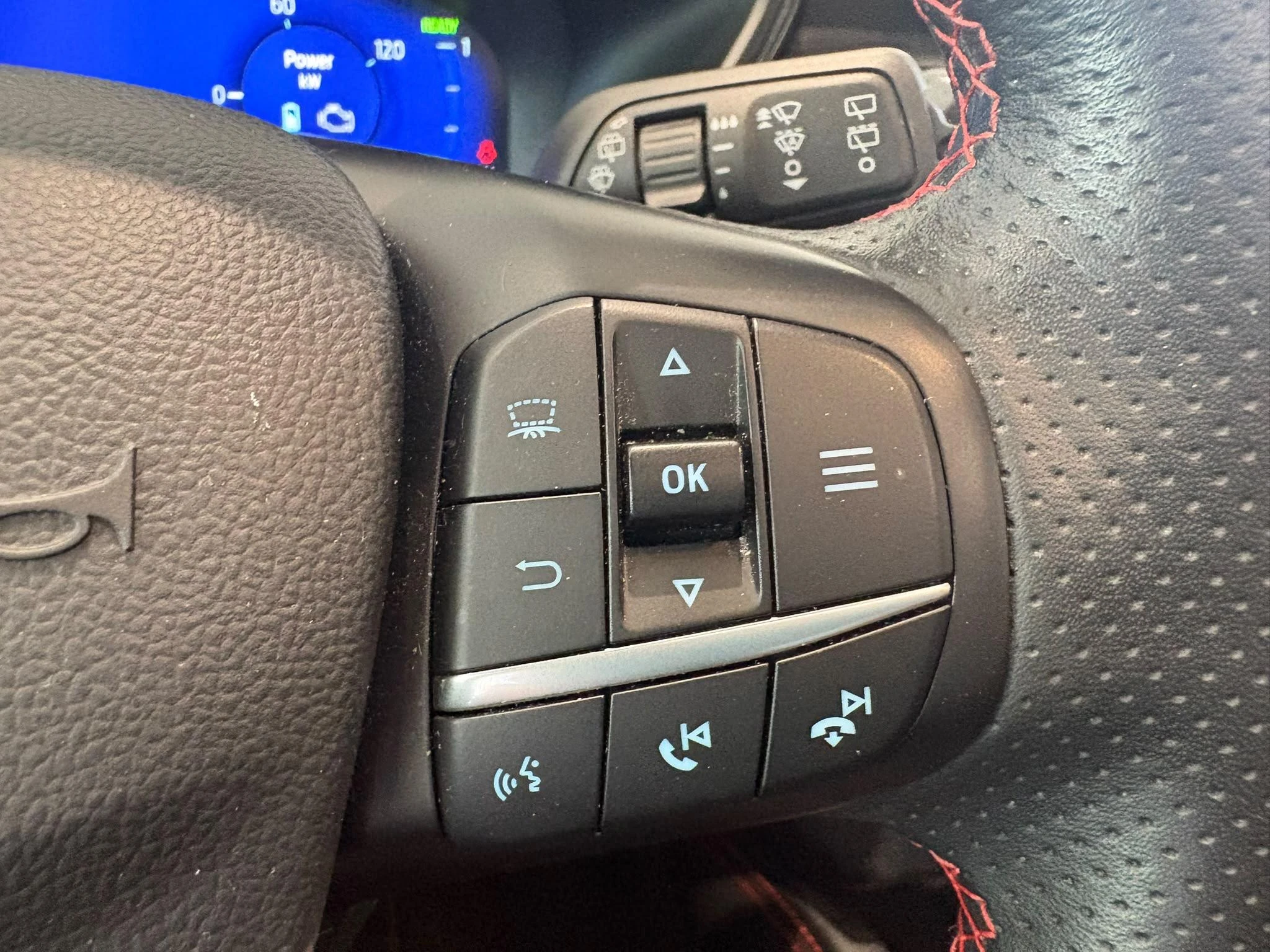 Ford-Kuga-image-18