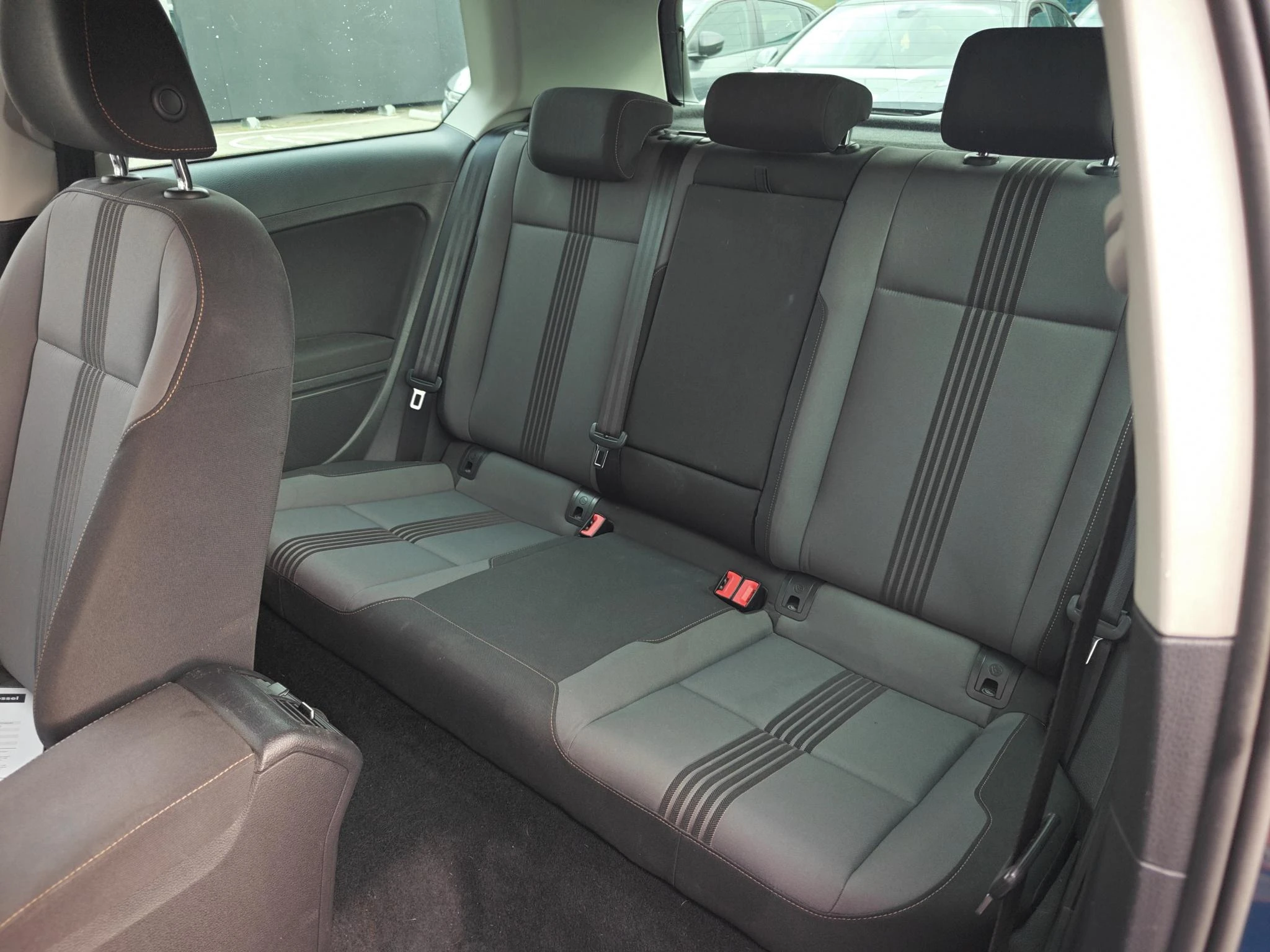 Volkswagen-Golf-image-8