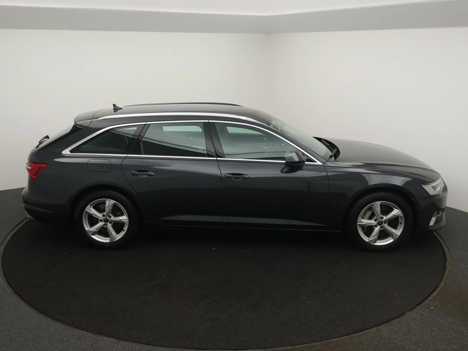 Audi-A6-image-18