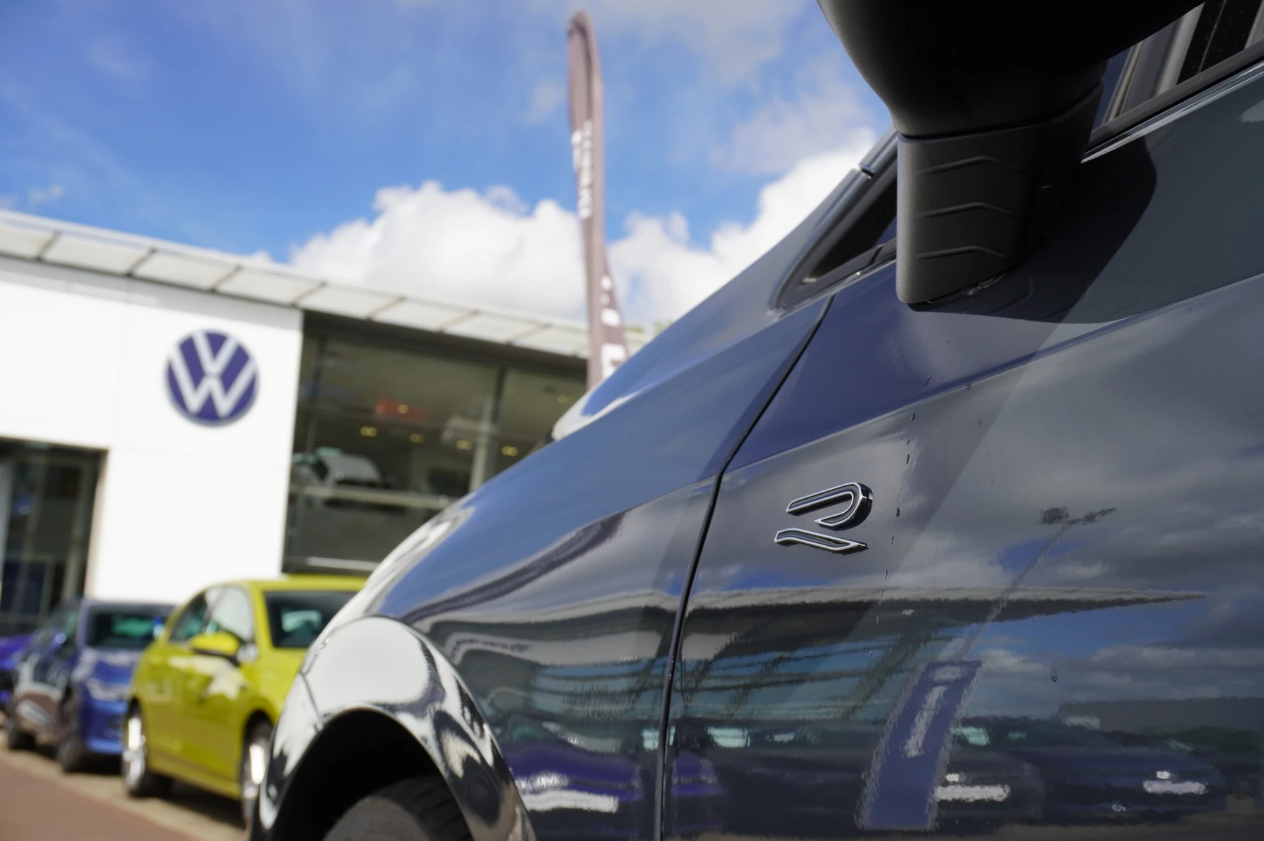 Volkswagen-Golf-image-44
