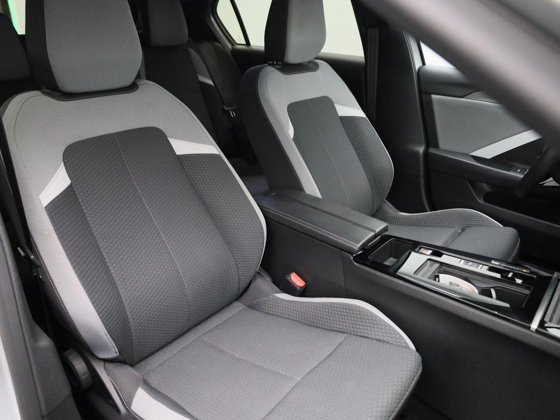 Opel Astra 1.2 Business Edition