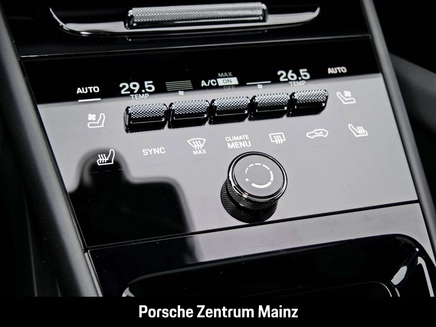Porsche Cayenne GTS Clubleder HA-Lenkung InnoDrive BOSE gts