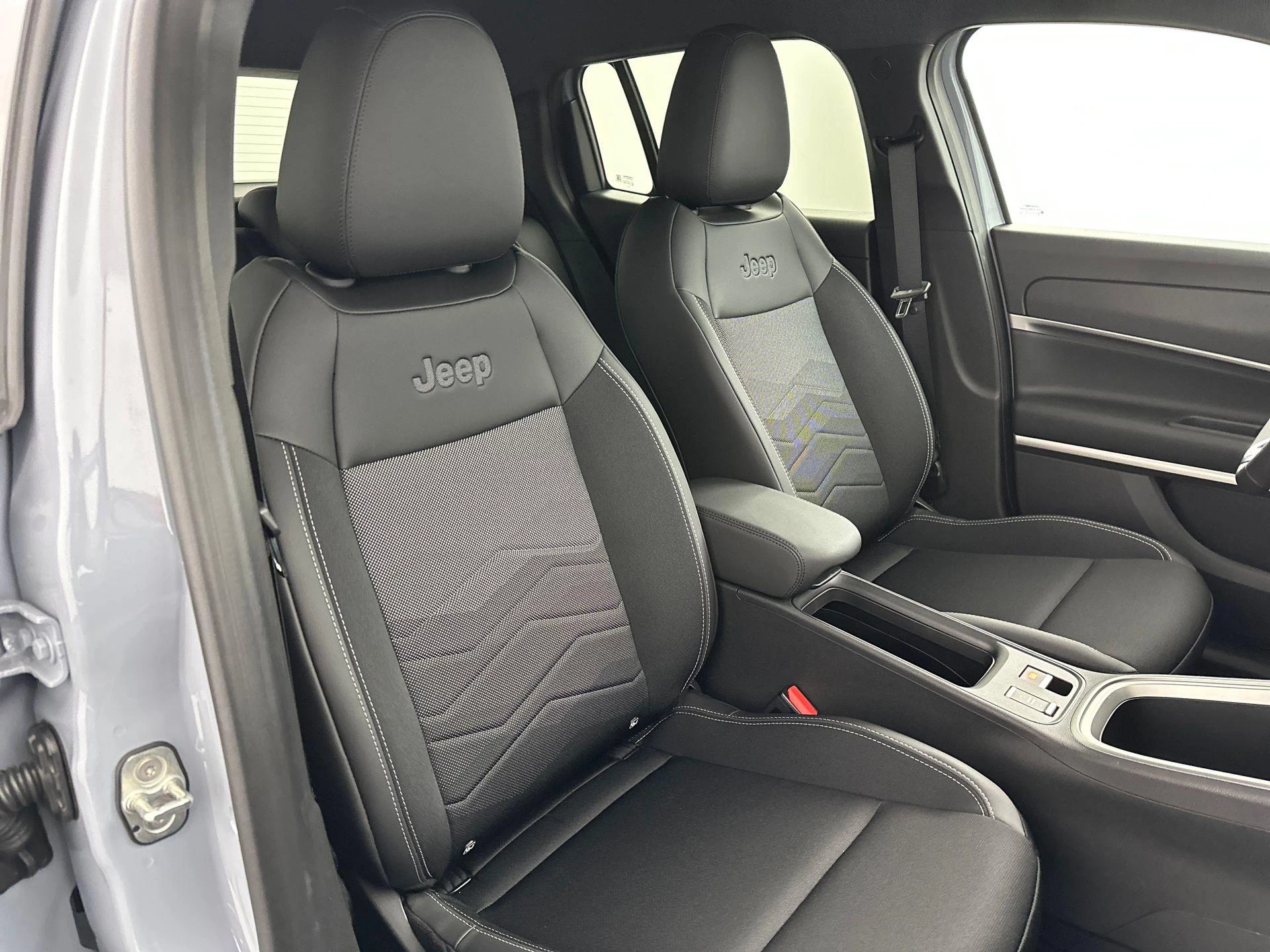 Jeep Avenger Summit 54 kWh