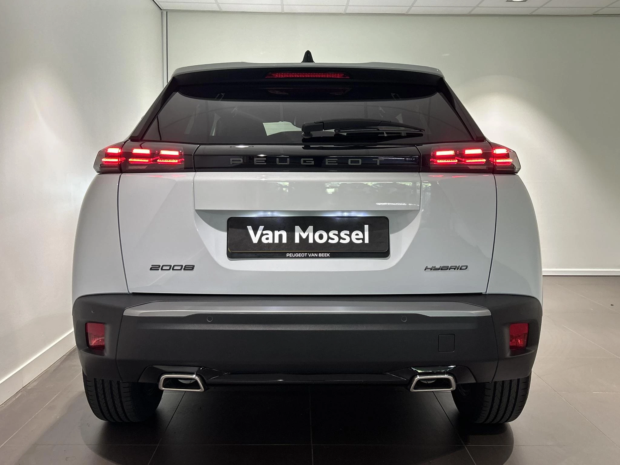 Peugeot 2008 1.2 Hybrid 145 Allure