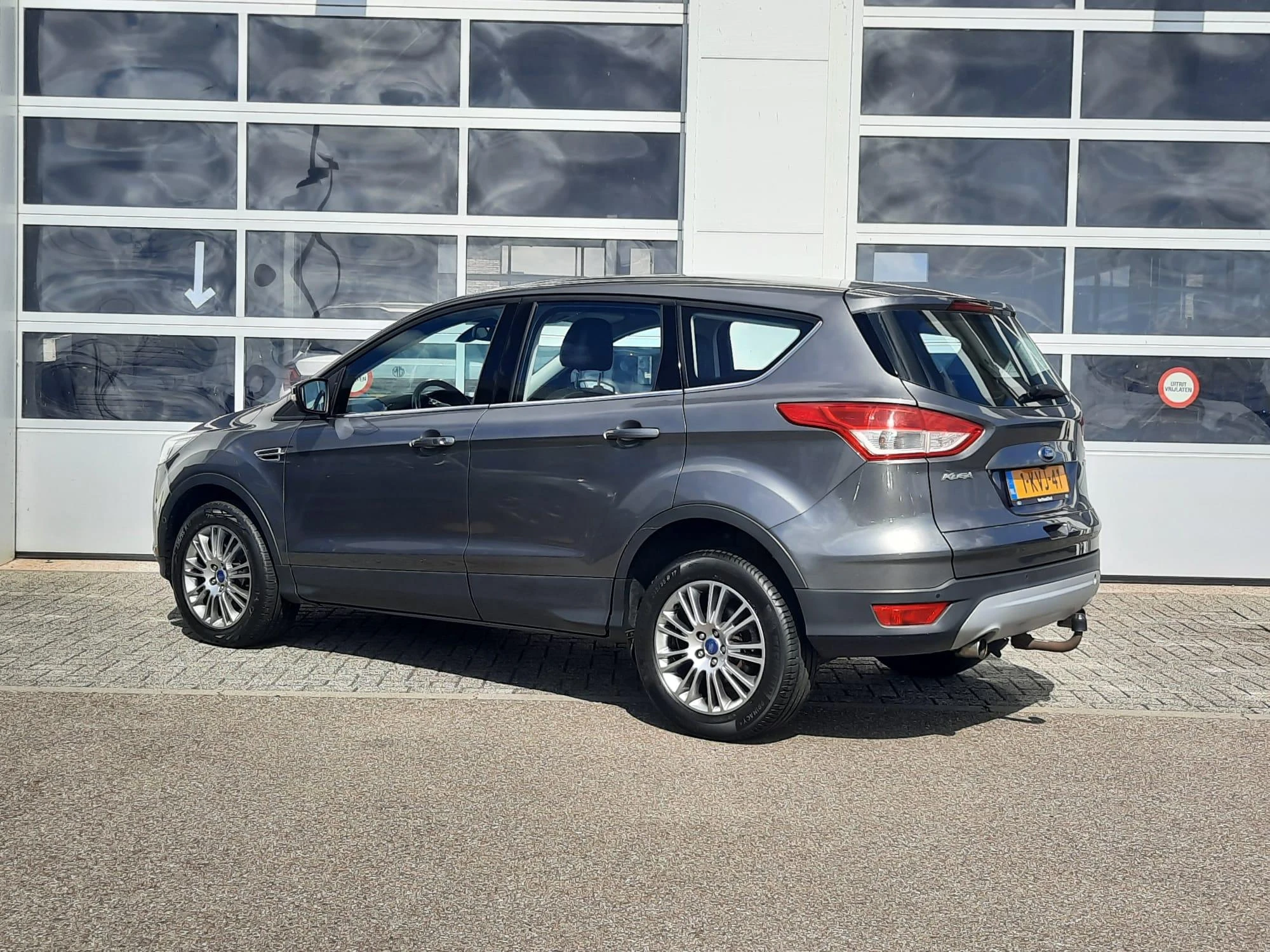Ford-Kuga-image-2