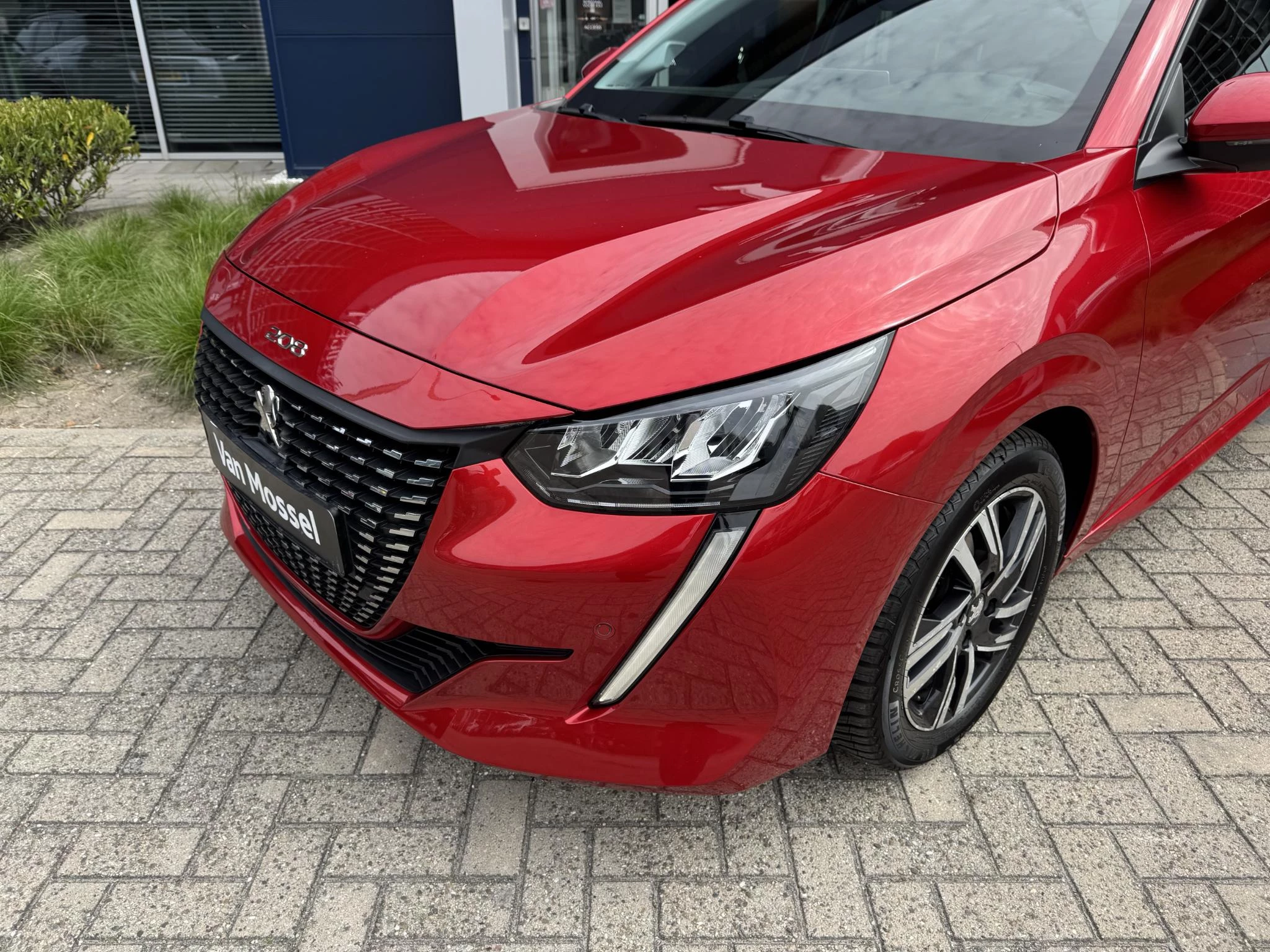 Peugeot-208-image-6