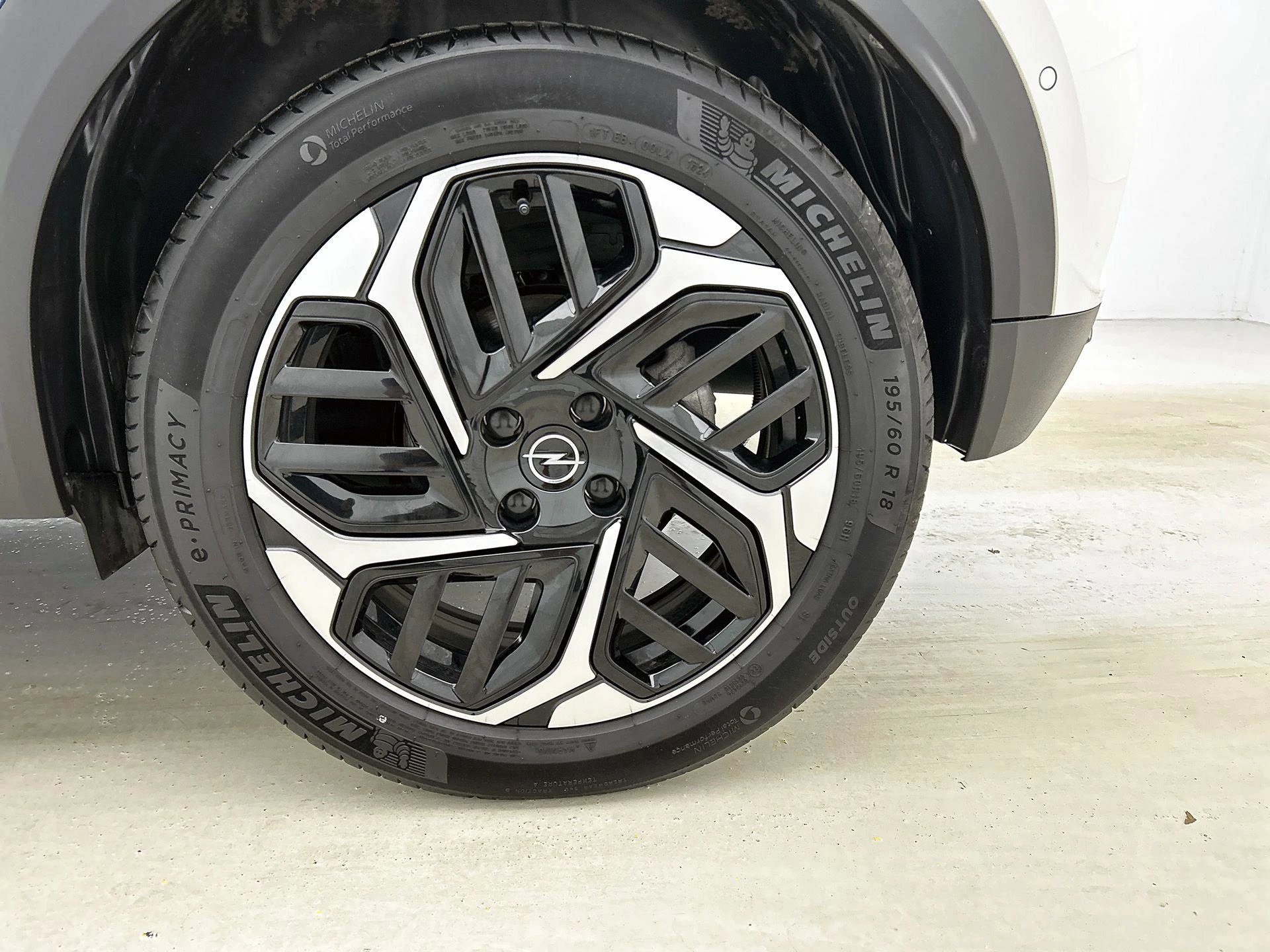 Opel-Mokka-e-image-39