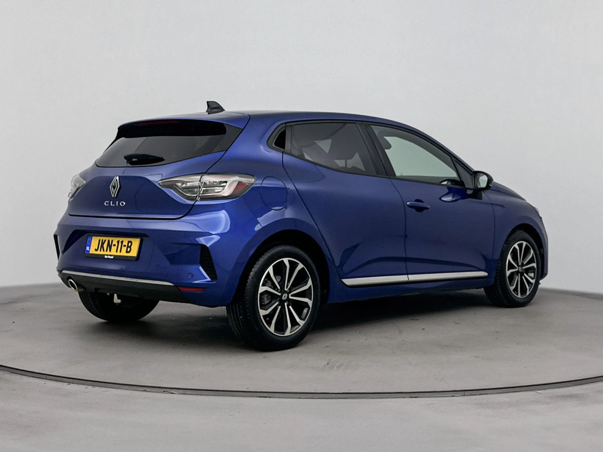 Renault-Clio-image-3