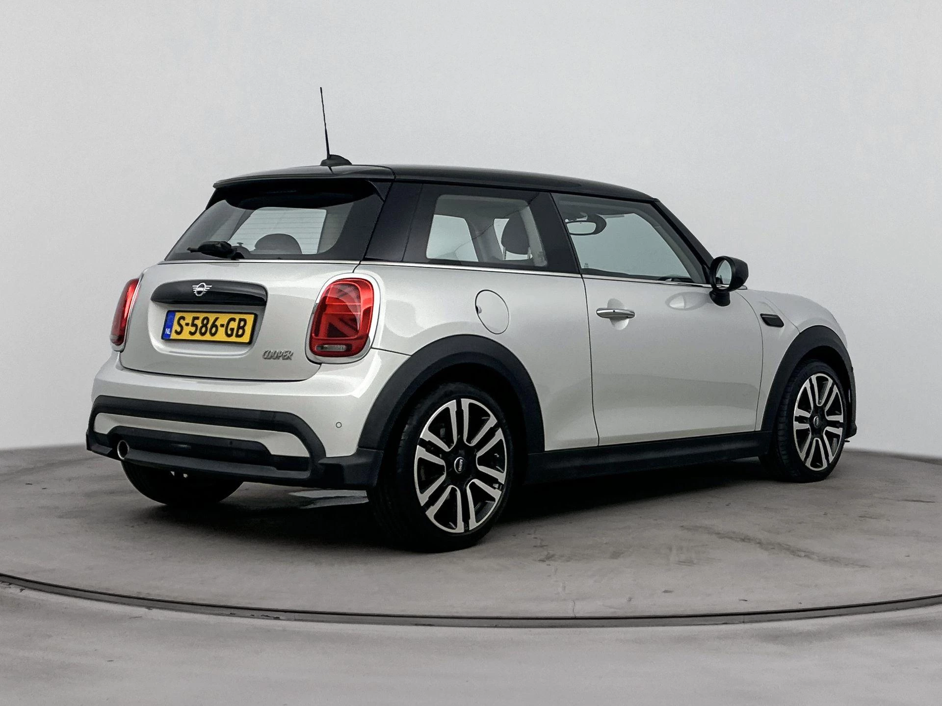 MINI 3-deurs 1.5 Cooper