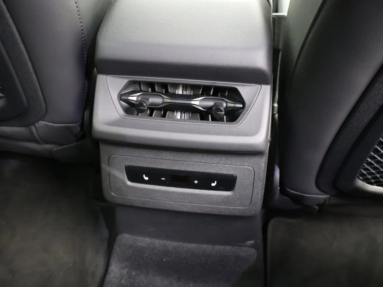 Audi SQ6 e-tron SQ6 e-Tron QUATTRO 100kWh 489PK *AUTOMAAT*SPORTZETELS*LEDER*360° CAMERA*PDC*CRUISE*NAVI*APP-CONNECT*...*