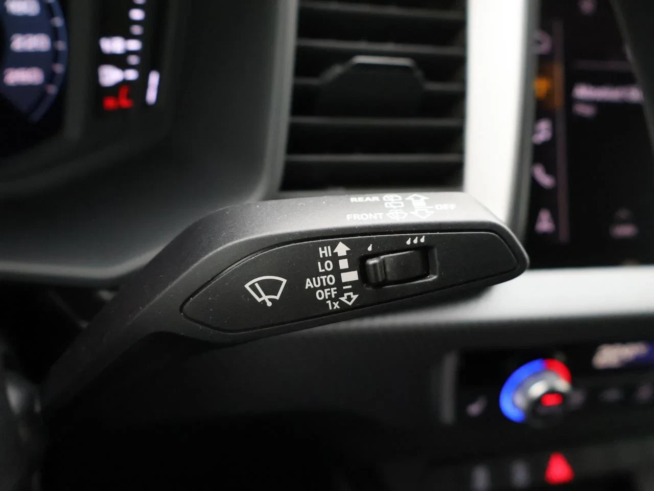 Audi-A1 Sportback-image-16