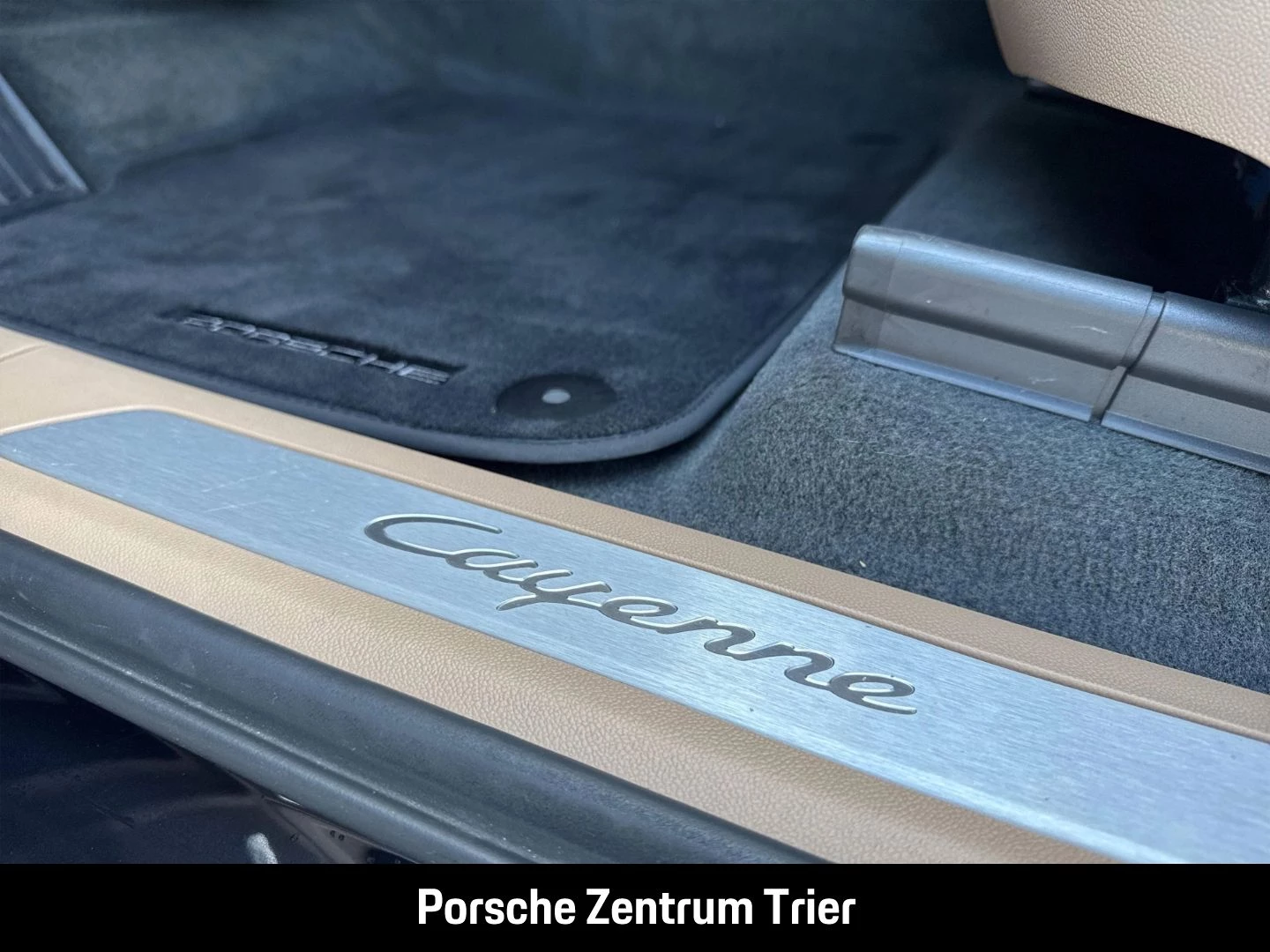 Porsche Cayenne InnoDrive LED-Matrix Soft-Close BOSE -