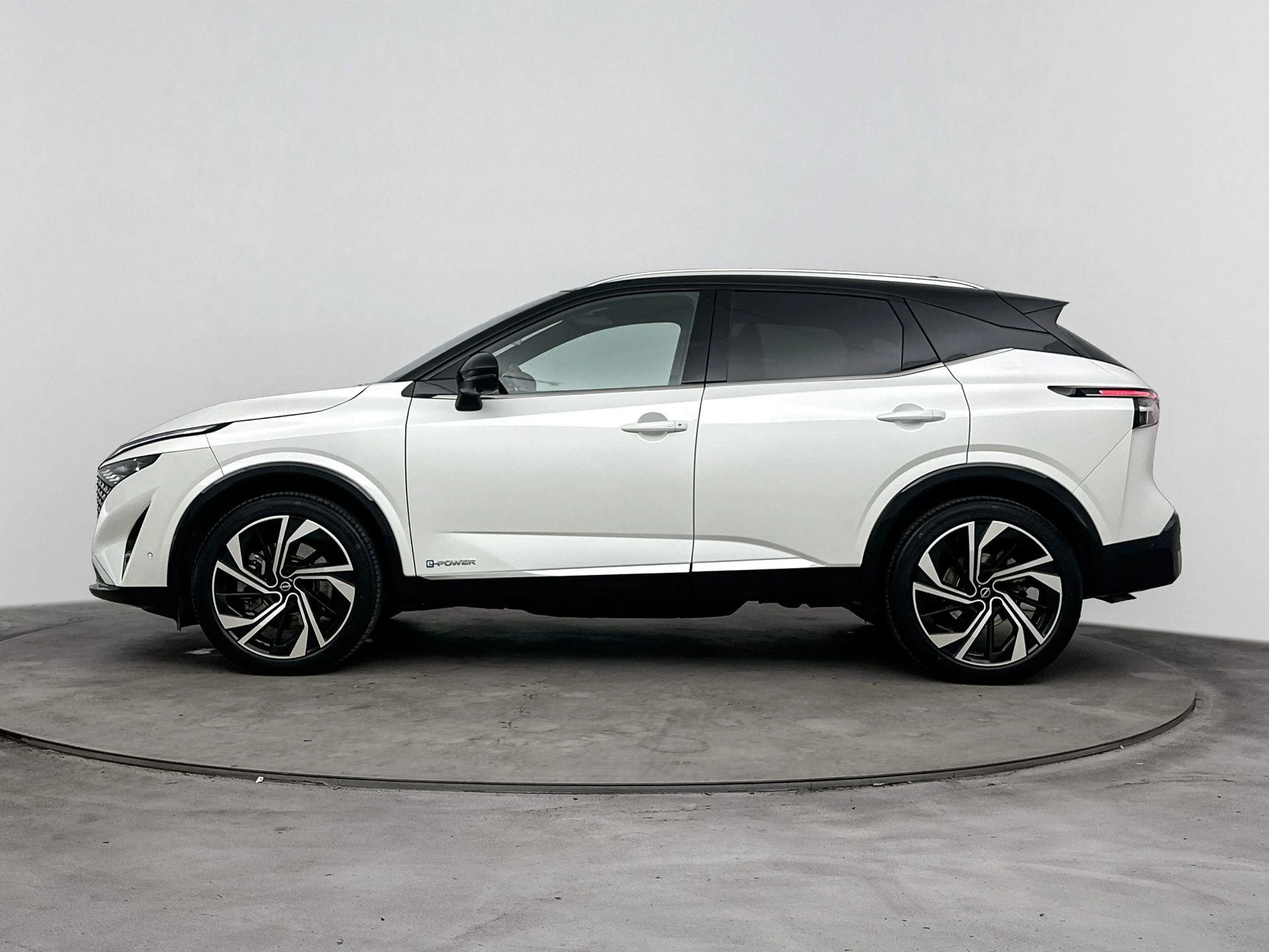 Nissan-QASHQAI-image-1