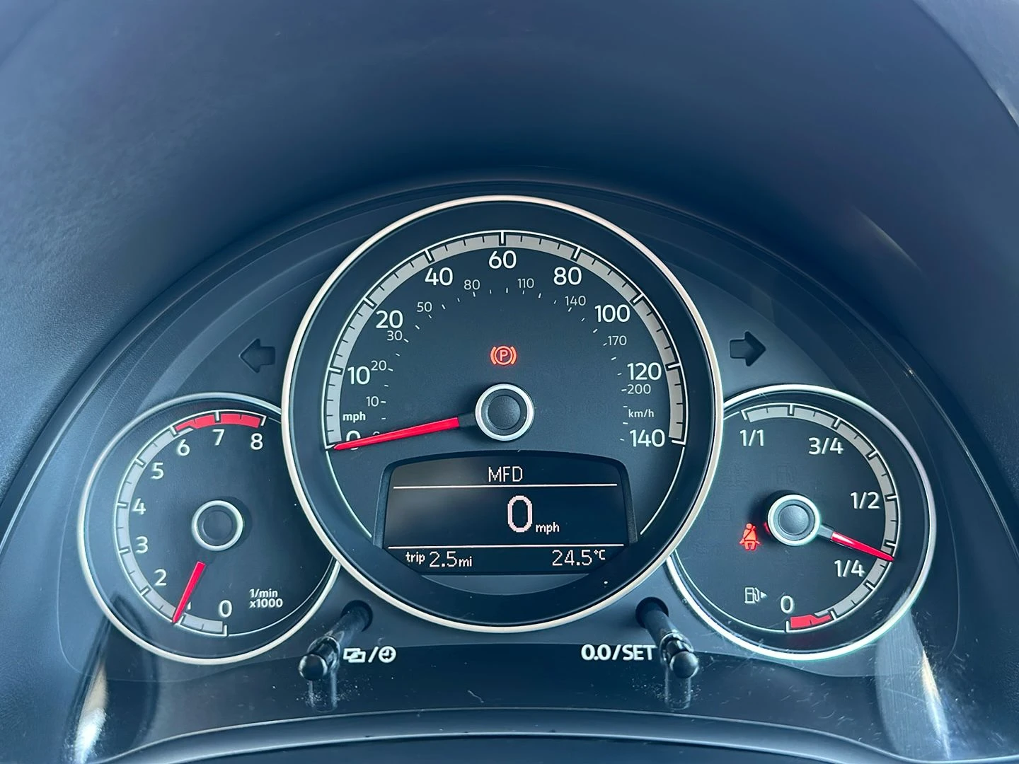 Volkswagen-up!-image-12