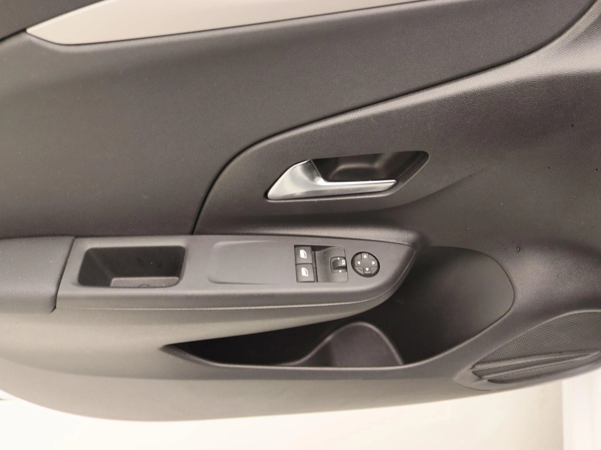 Opel-Corsa-image-20