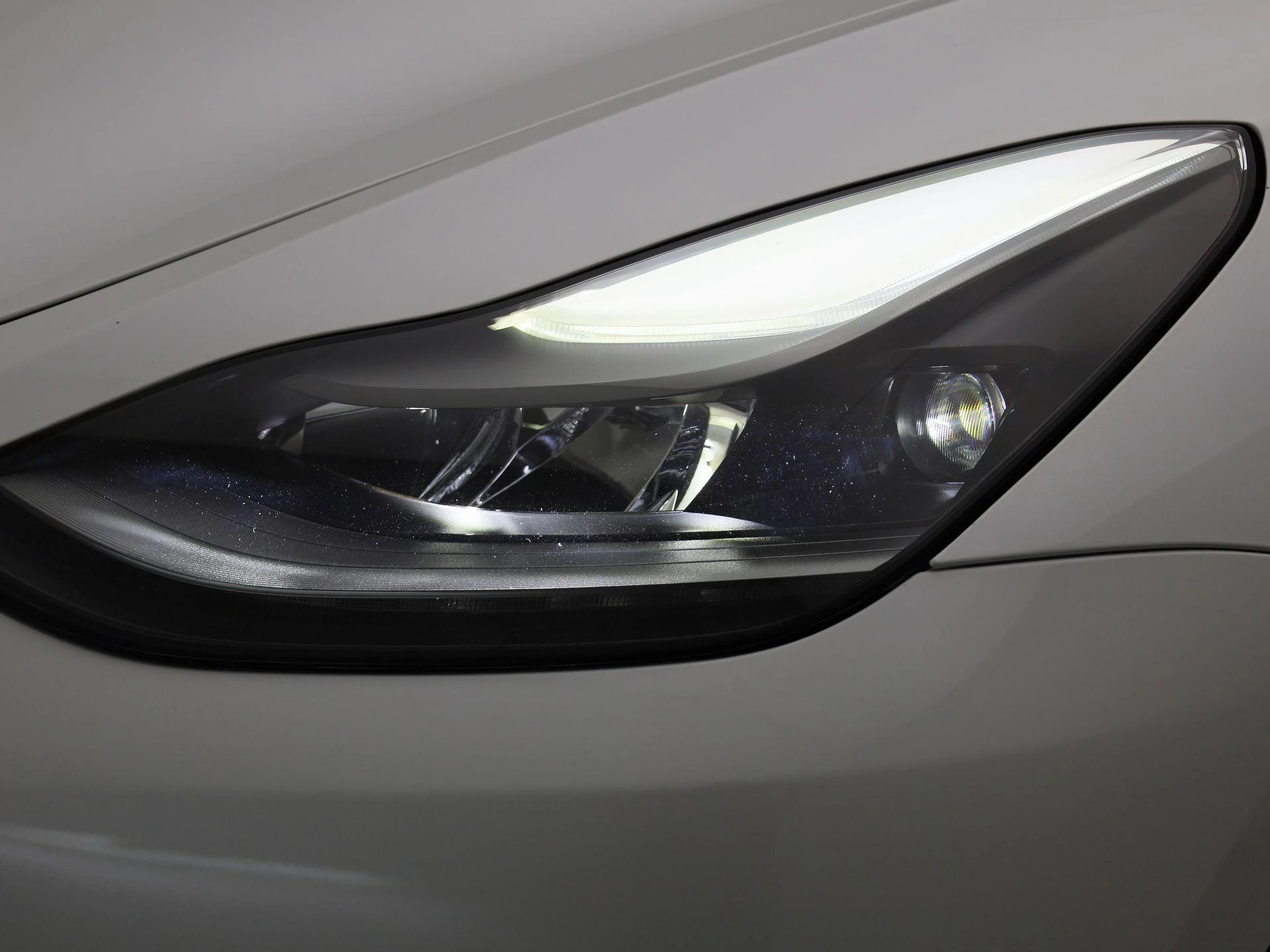 Tesla Model Y Long Range Dual Motor AWD