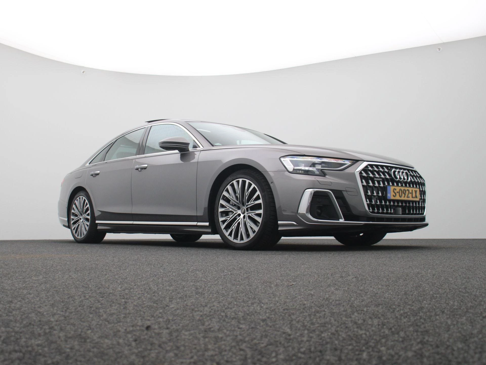 Audi A8 60 TFSI e quattro