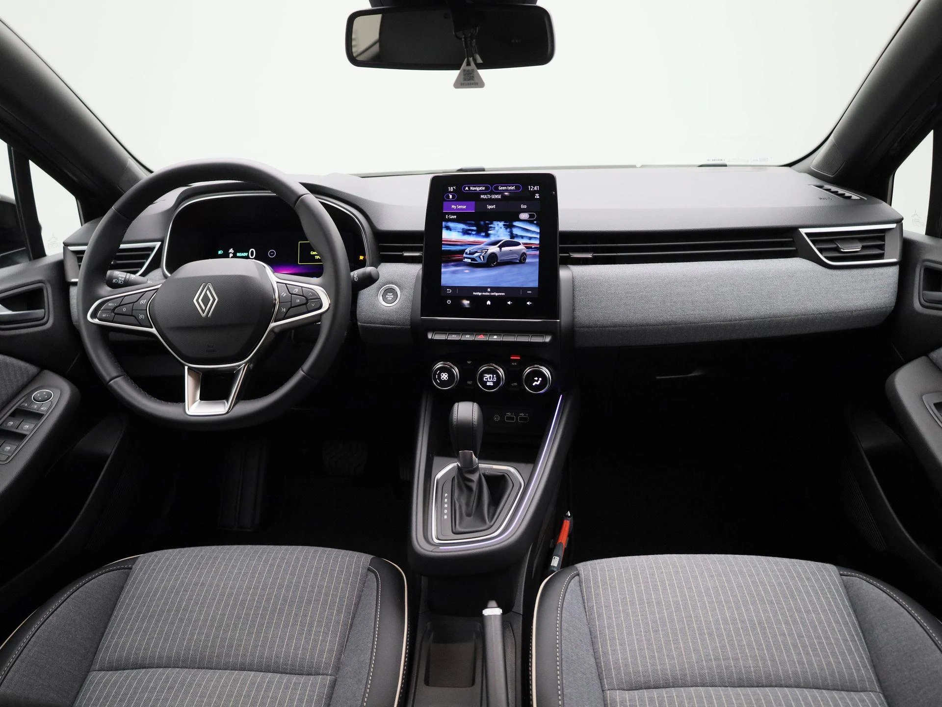 Renault-Clio-image-31
