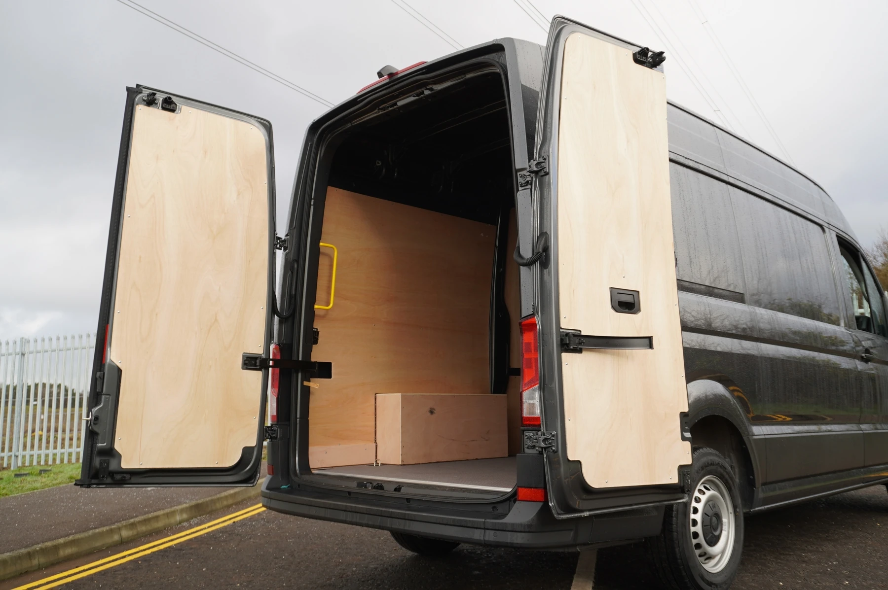 Volkswagen-Crafter-image-35