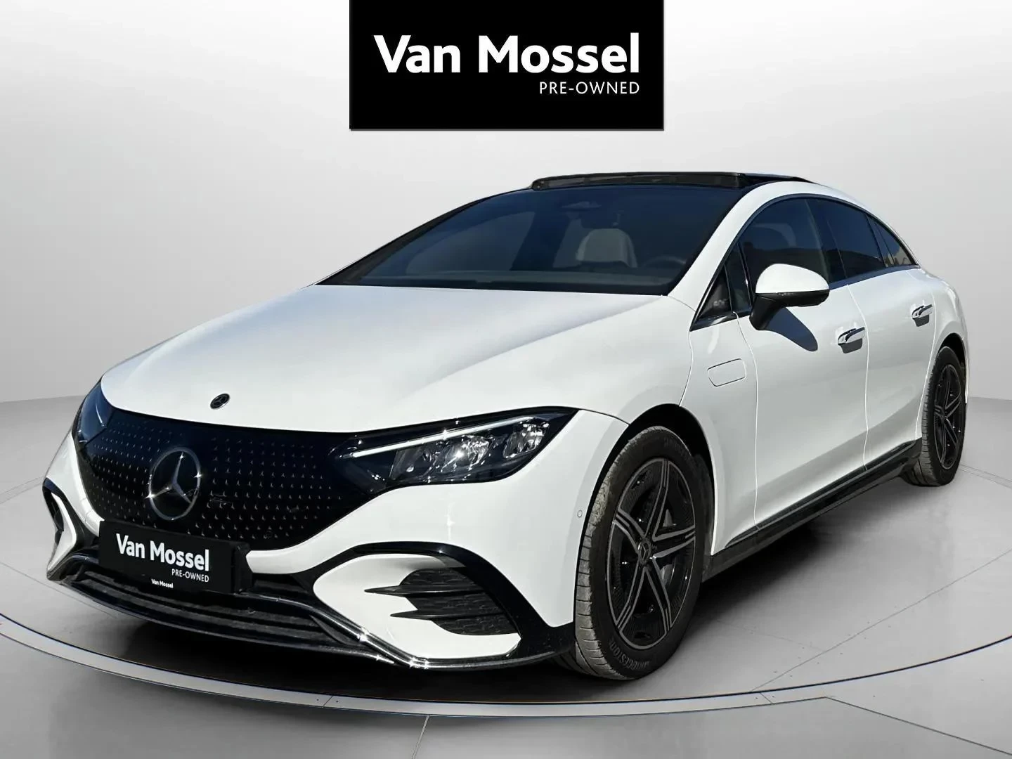 Mercedes-Benz-EQE-image-0