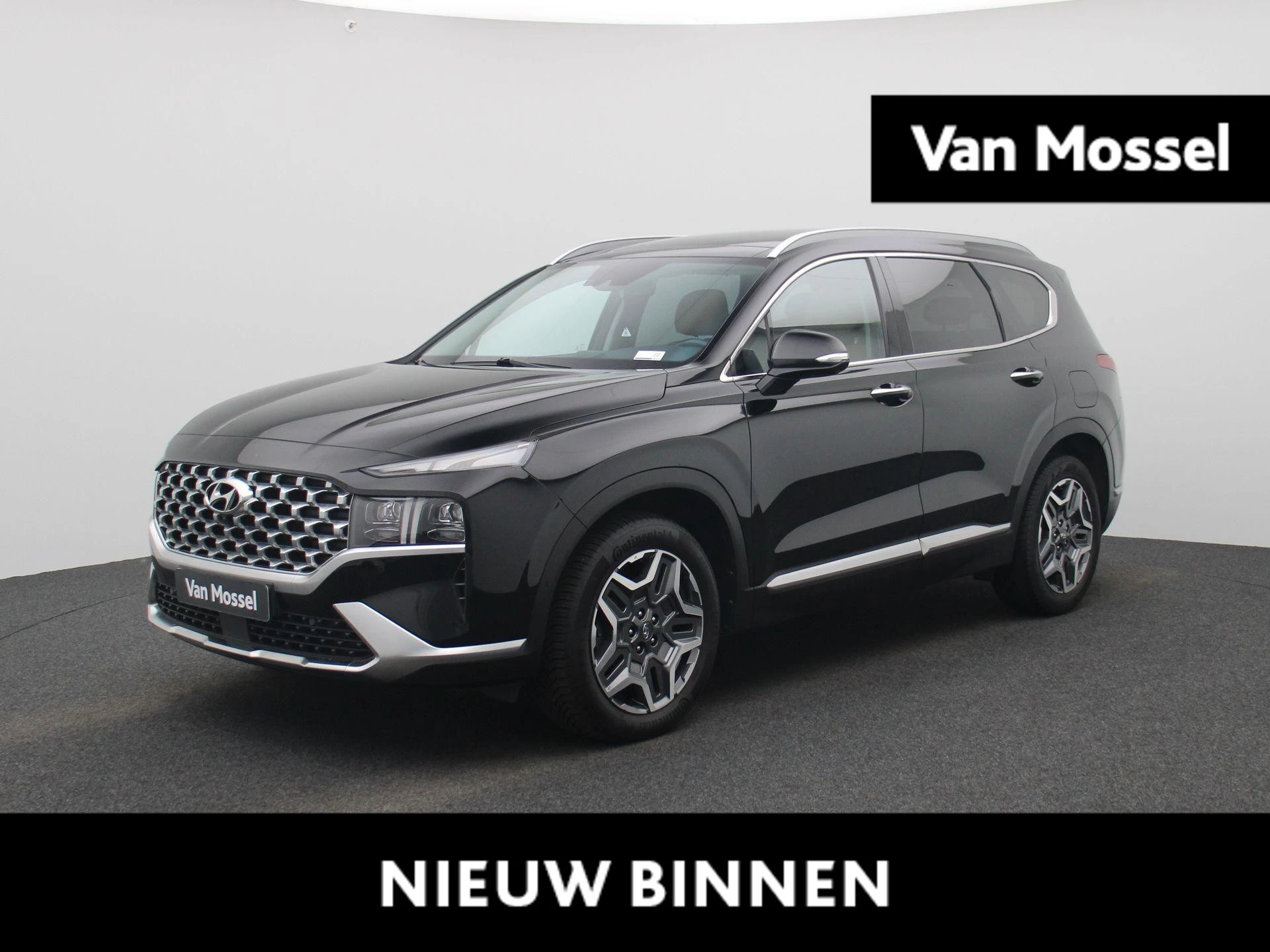 Hyundai-Santa Fe-image-0
