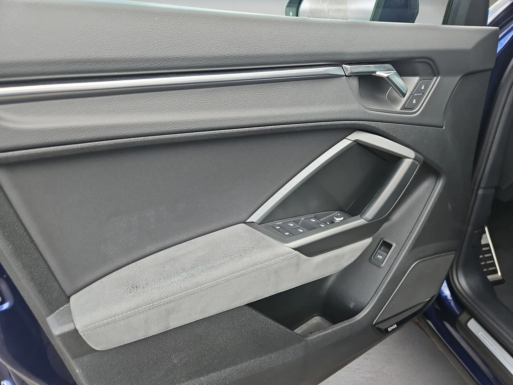 Audi-Q3-image-5