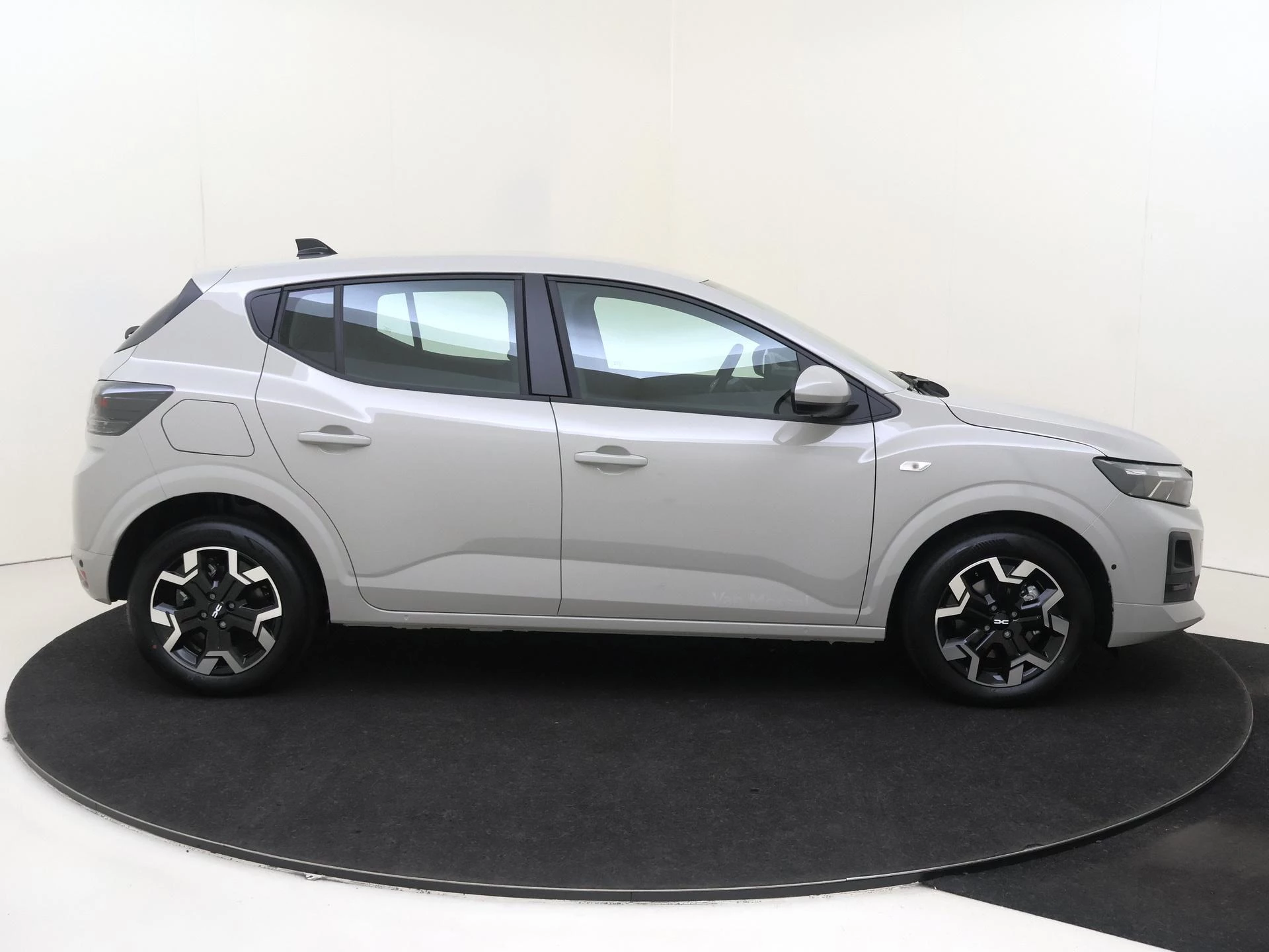 Dacia-Sandero-image-8