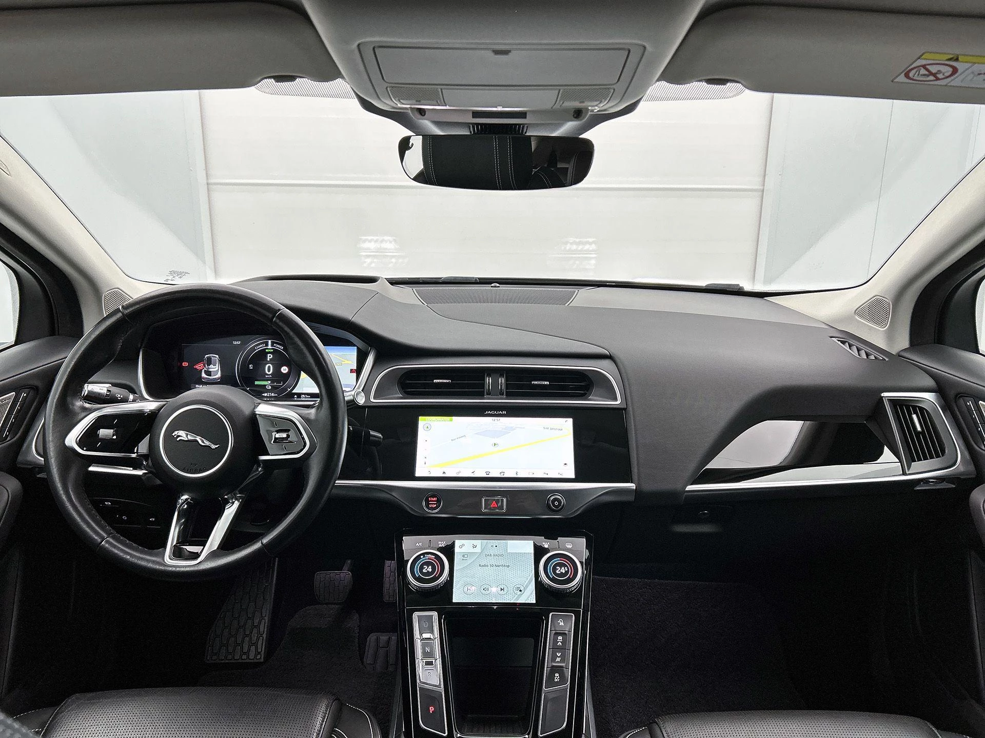 Jaguar-I-PACE-image-5