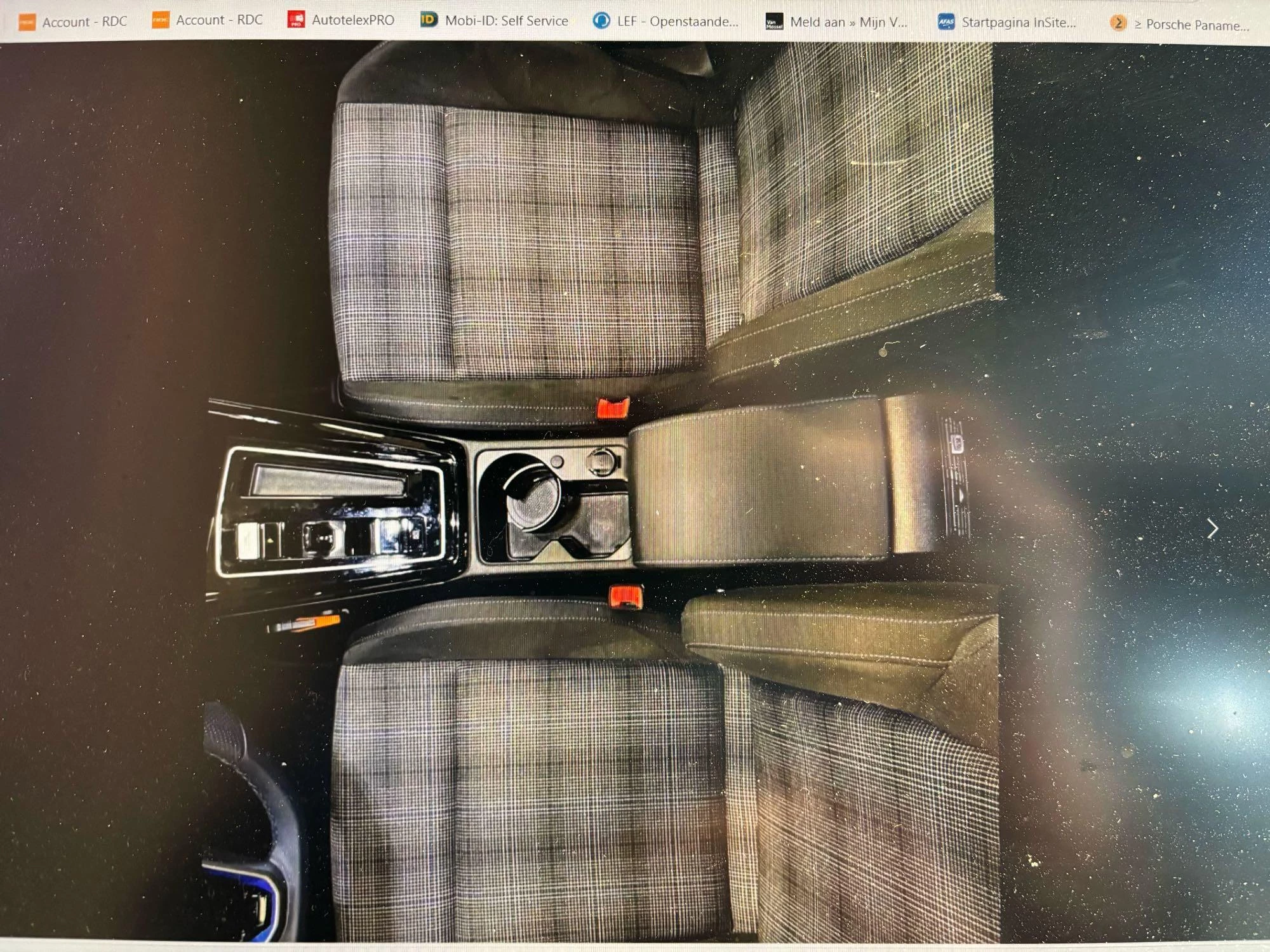 Volkswagen-Golf-image-6