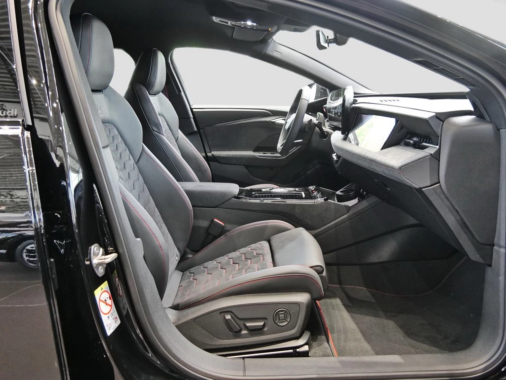 Audi-A6-image-6
