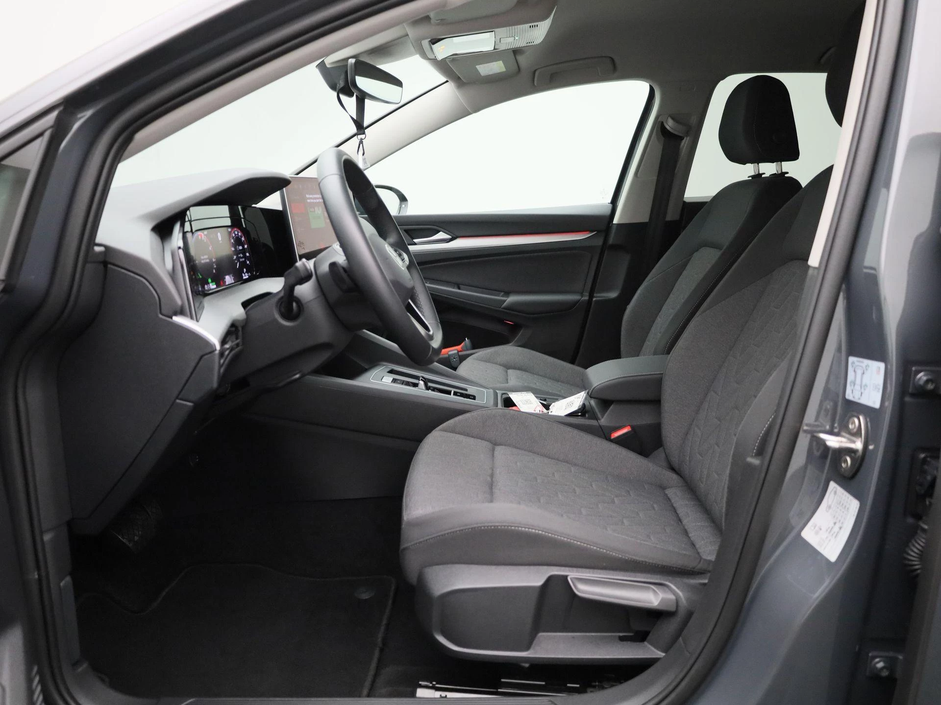 Volkswagen-Golf-image-10