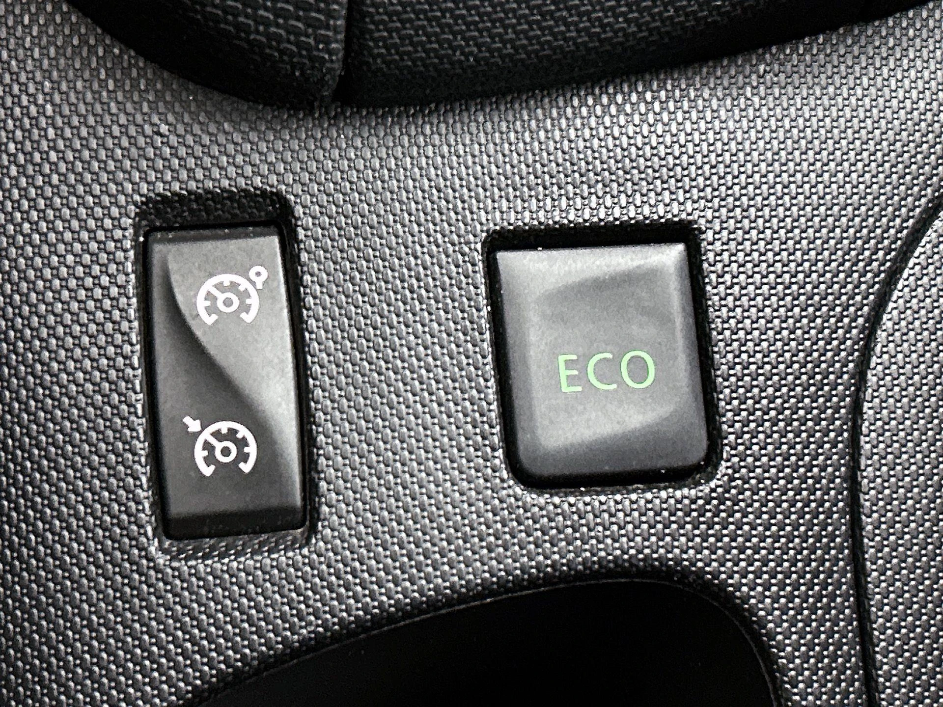Renault-Clio-image-7