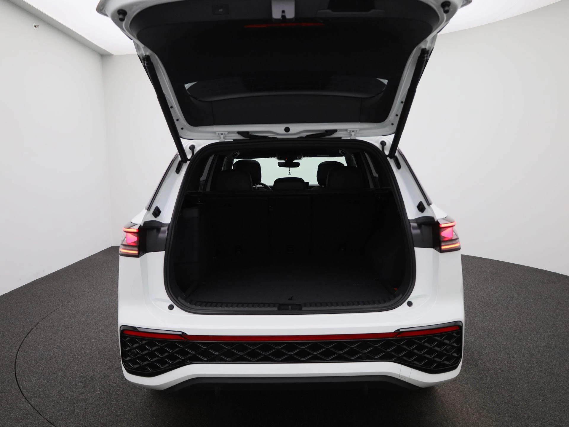 Volkswagen-Tayron-image-10